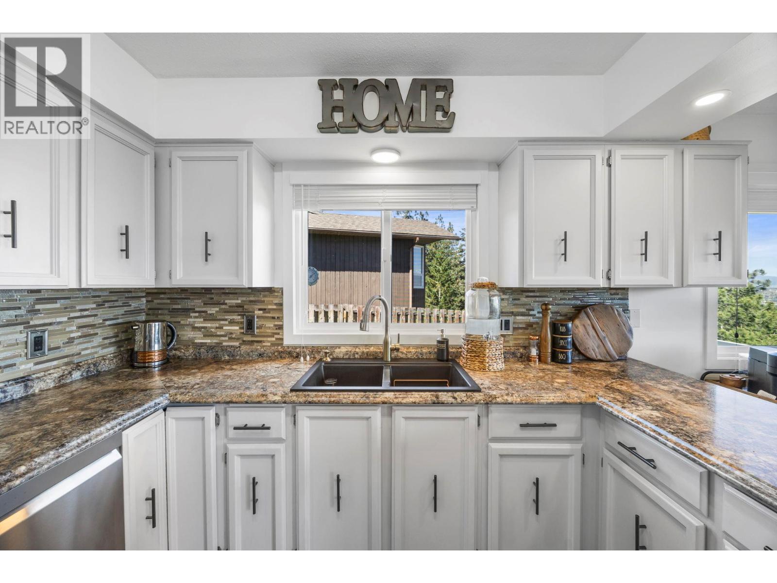 WEST KELOWNA, British Columbia, V4T 1B4, CA, 4 Bedrooms Bedrooms, ,3 BathroomsBathrooms,Residential,For Sale,1950136
