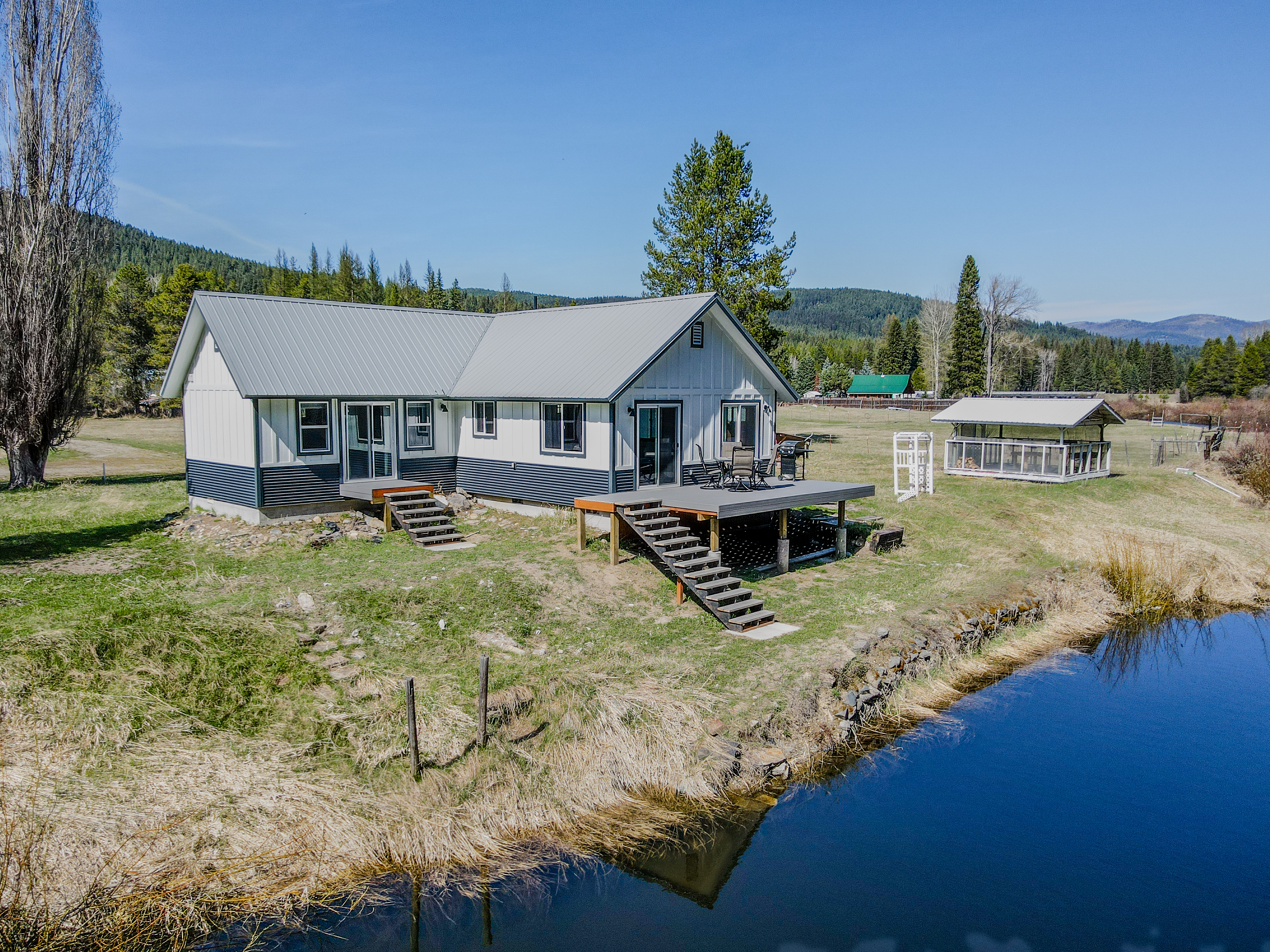 Troy, Montana, 59935, United States, 2 Bedrooms Bedrooms, ,2 BathroomsBathrooms,Residential,For Sale,1976512