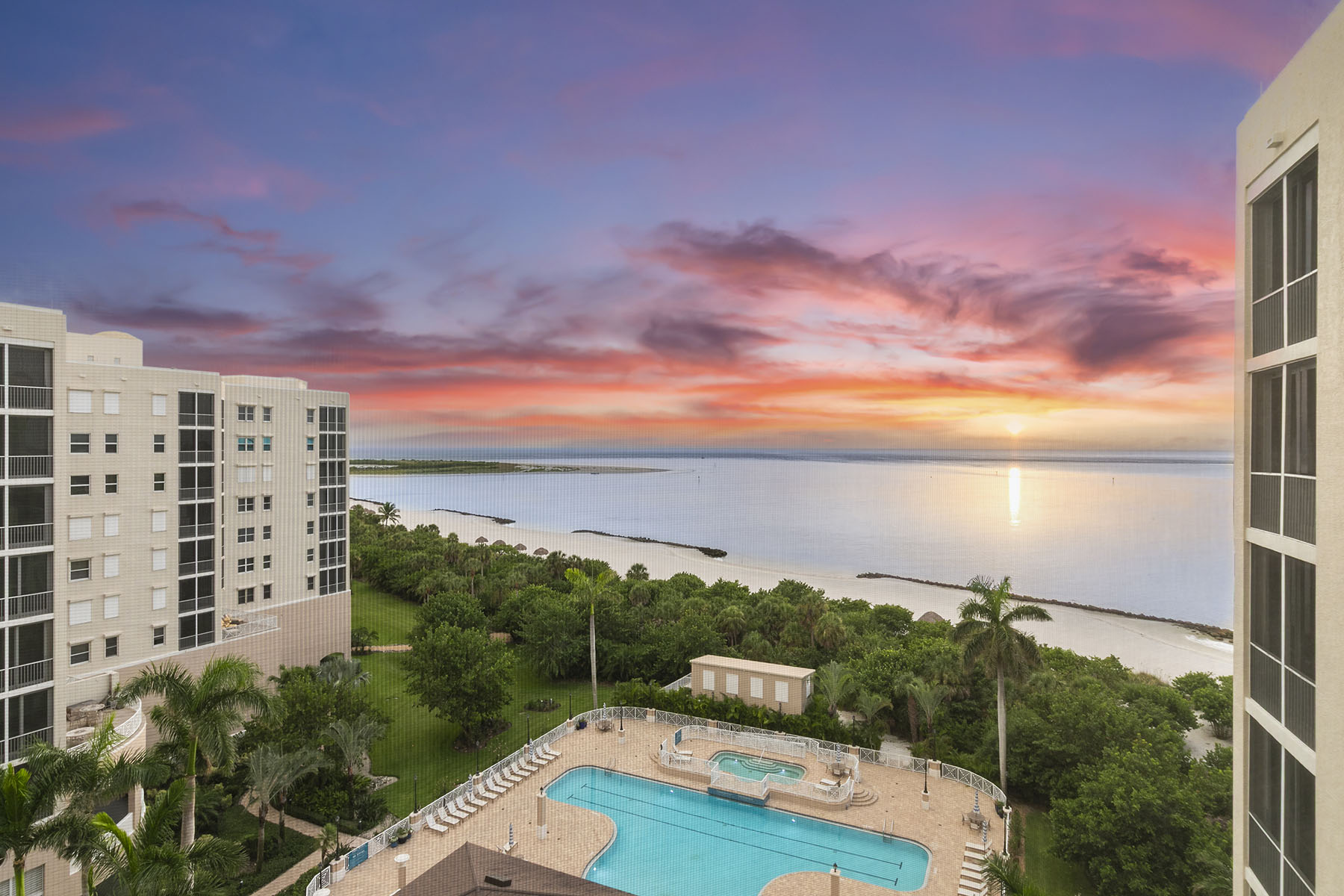 HIDEAWAY BEACH - ROYAL MARCO POINT - 物件實景