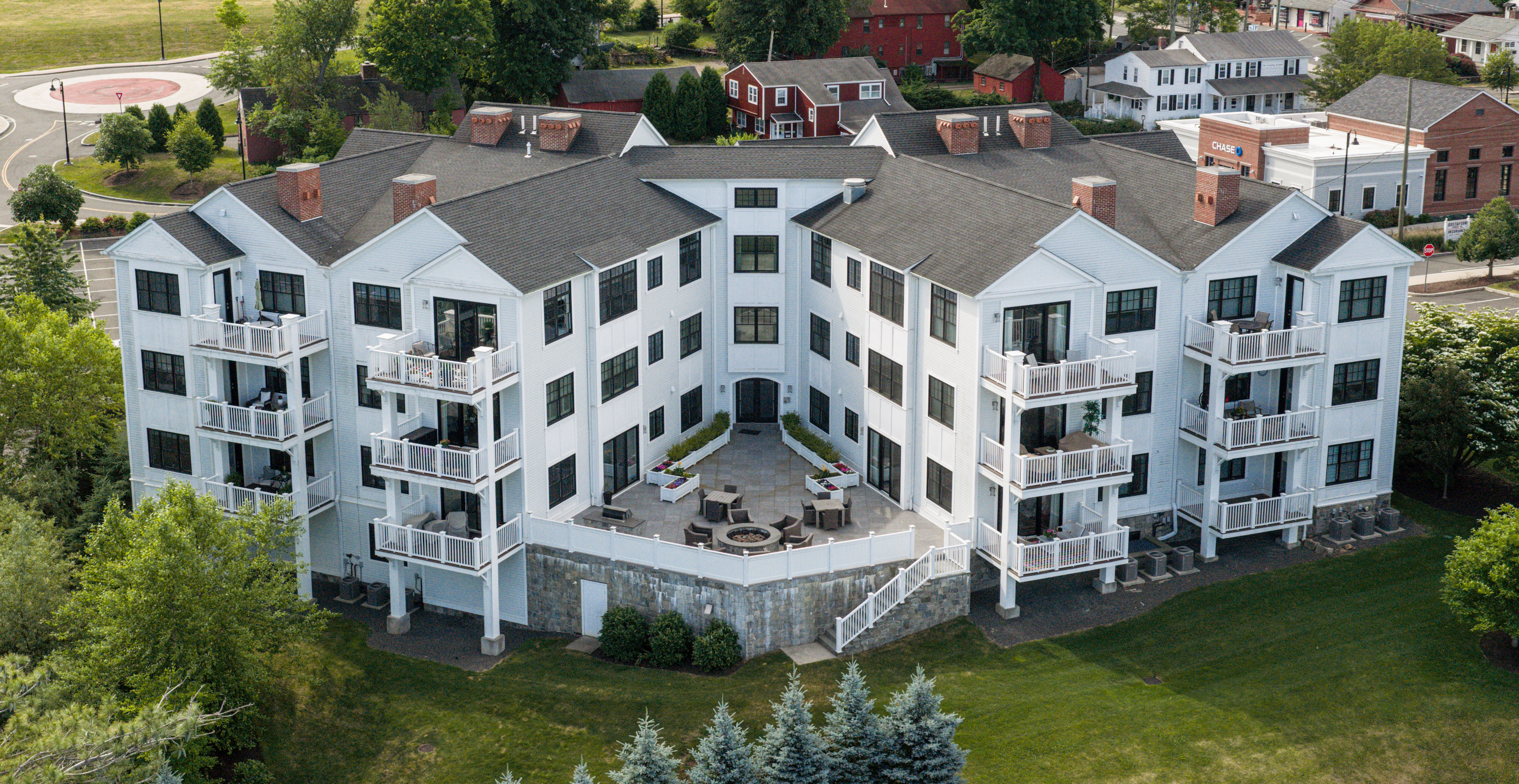  788 Farmington Avenue - 物件實景