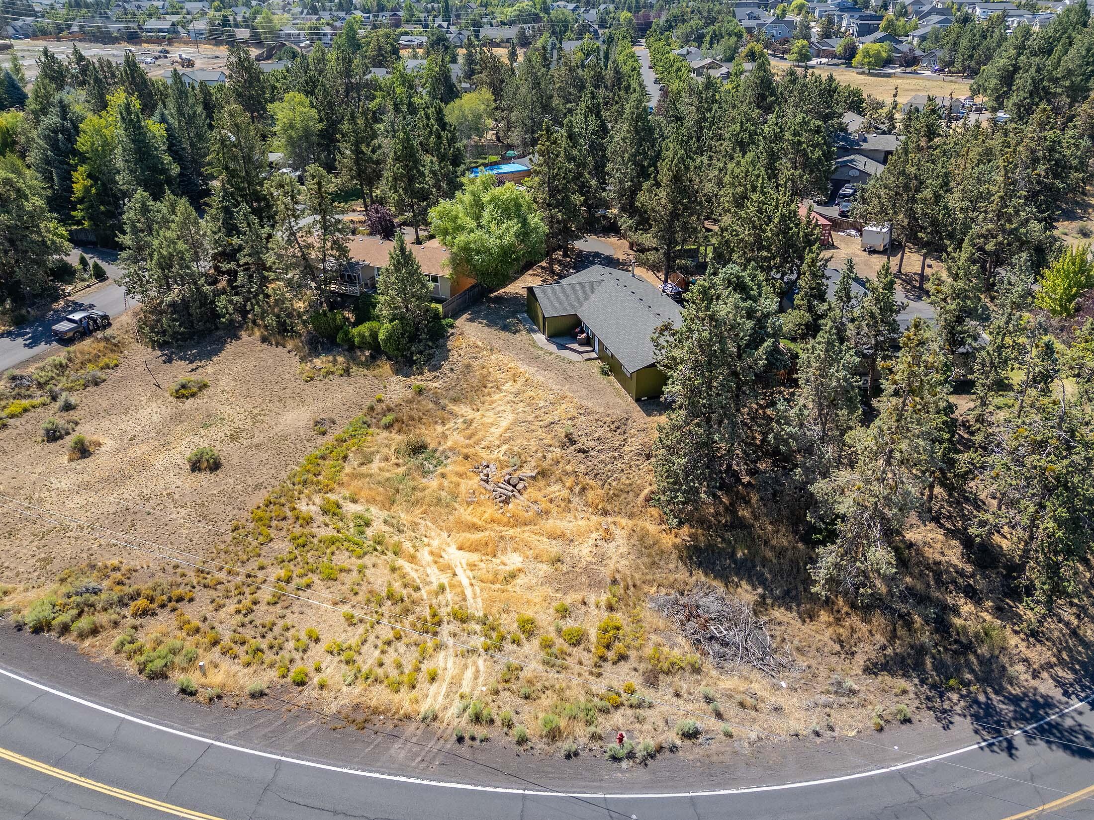 Bend, Oregon, 97701, United States, 3 Bedrooms Bedrooms, ,2 BathroomsBathrooms,Residential,For Sale,1913585