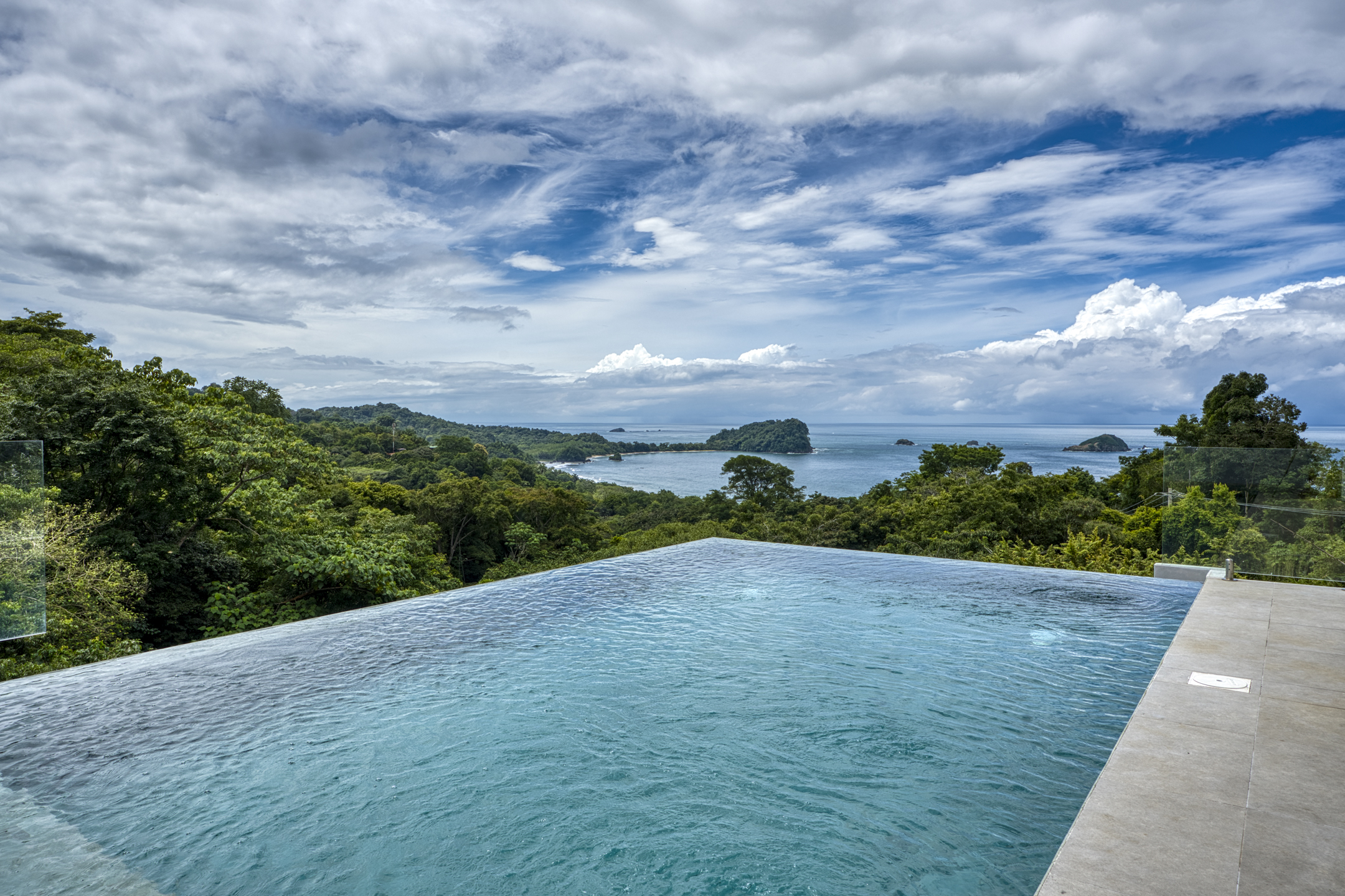 Manuel Antonio, Puntarenas, CR, 10 Bedrooms Bedrooms, ,12 BathroomsBathrooms,Residential,For Sale,1865275