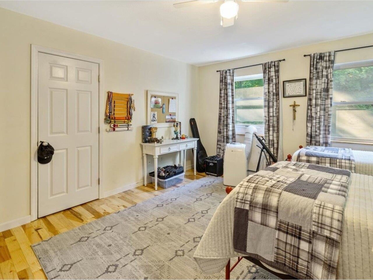 Georgia, Vermont, 05478, United States, 4 Bedrooms Bedrooms, ,2 BathroomsBathrooms,Residential,For Sale,1950830