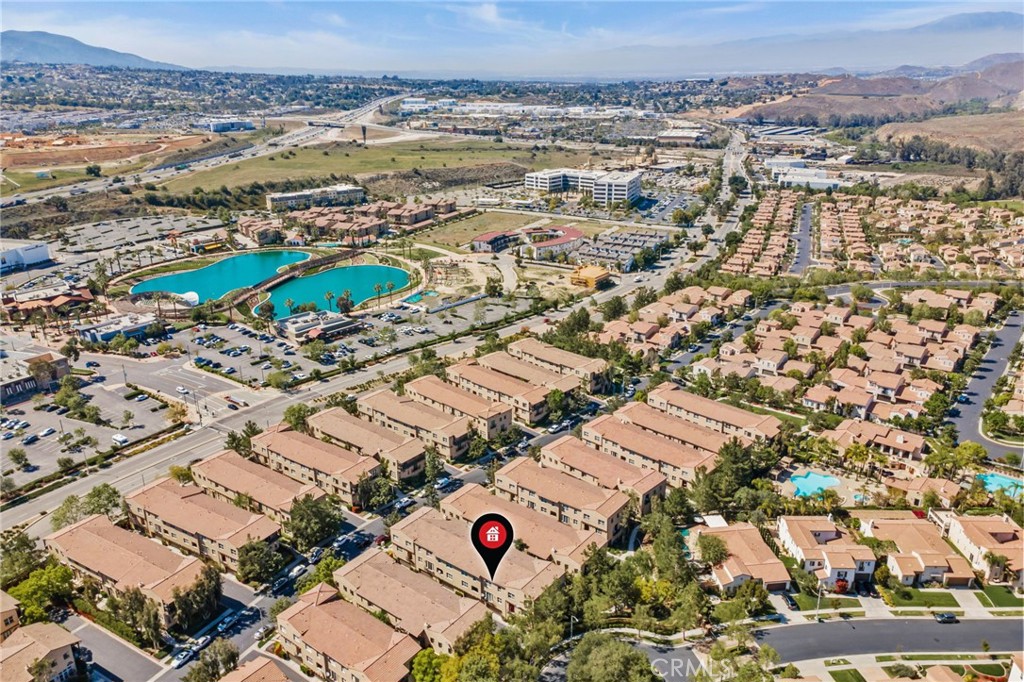 Corona, California, 92883, United States, 2 Bedrooms Bedrooms, ,3 BathroomsBathrooms,Residential,For Sale,1921821