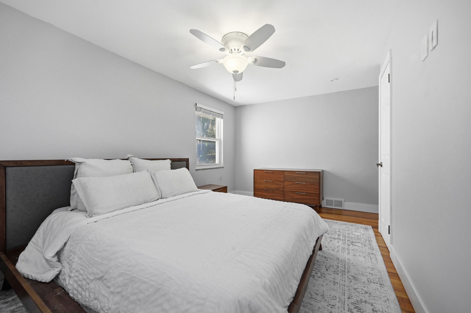  131 Olympia Street, Pittsburgh, PA 15211 - 物件實景