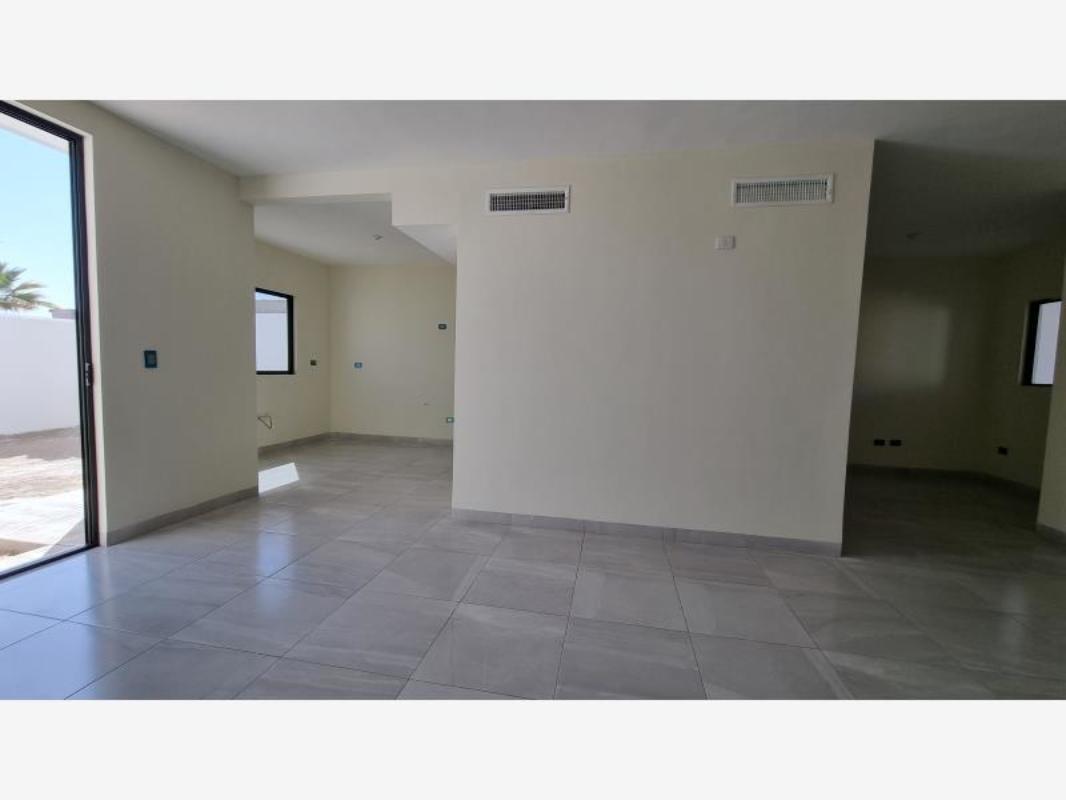 JUNCO, Torreón, Coahuila de Zaragoza, 27023, Mexico, 4 Bedrooms Bedrooms, ,4 BathroomsBathrooms,Residential,For Sale,JUNCO,1626791