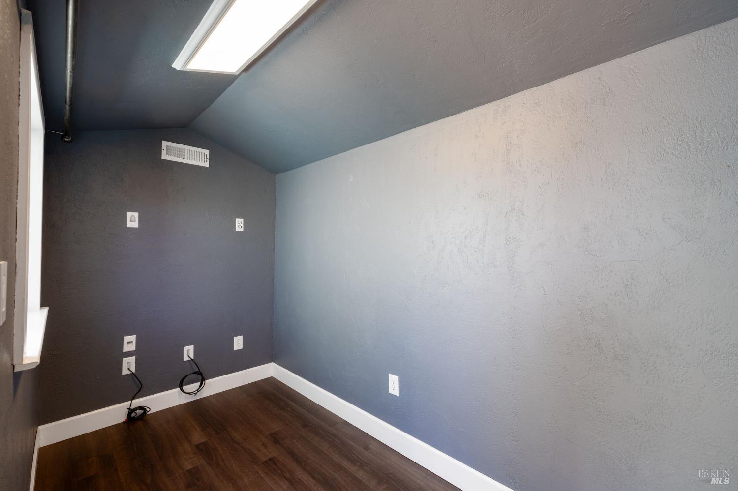 Rohnert Park, California, 94928, United States, 3 Bedrooms Bedrooms, ,2 BathroomsBathrooms,Residential,For Sale,1895055