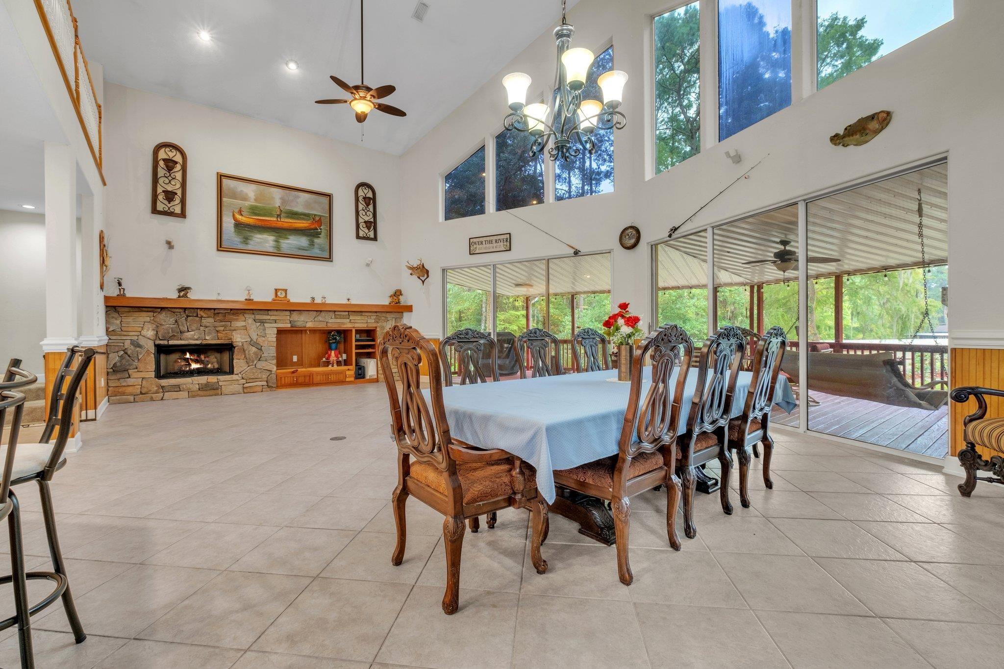 Quincy, Florida, 32351, United States, 3 Bedrooms Bedrooms, ,2 BathroomsBathrooms,Residential,For Sale,1804013