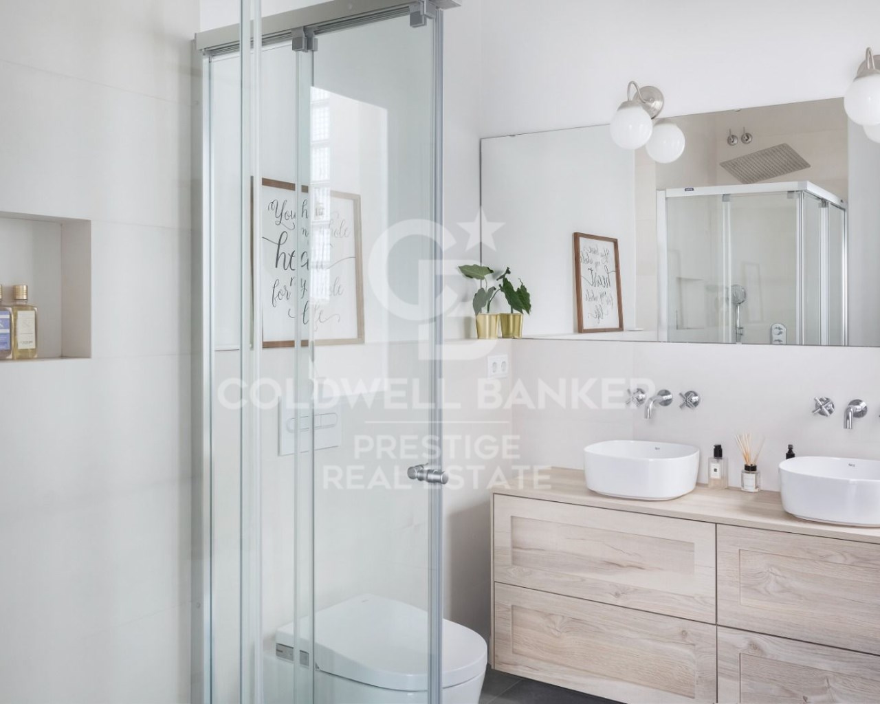 Barcelona, Catalonia, ES, 3 Bedrooms Bedrooms, ,2 BathroomsBathrooms,Residential,For Sale,1786656