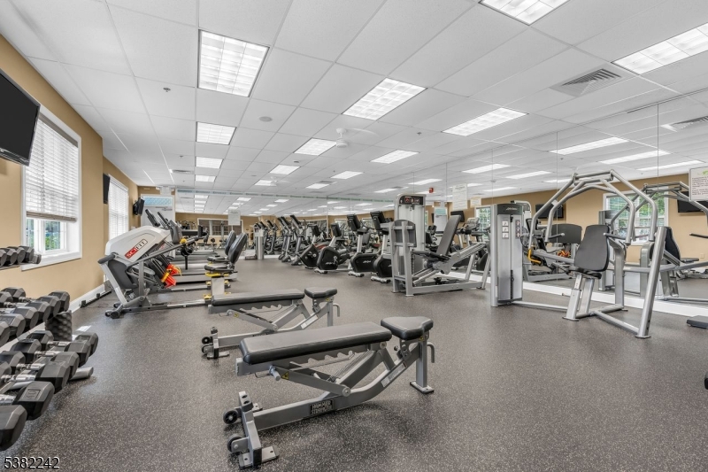 Franklin Twp., New Jersey, 08873, United States, 2 Bedrooms Bedrooms, ,2 BathroomsBathrooms,Residential,For Sale,1950059