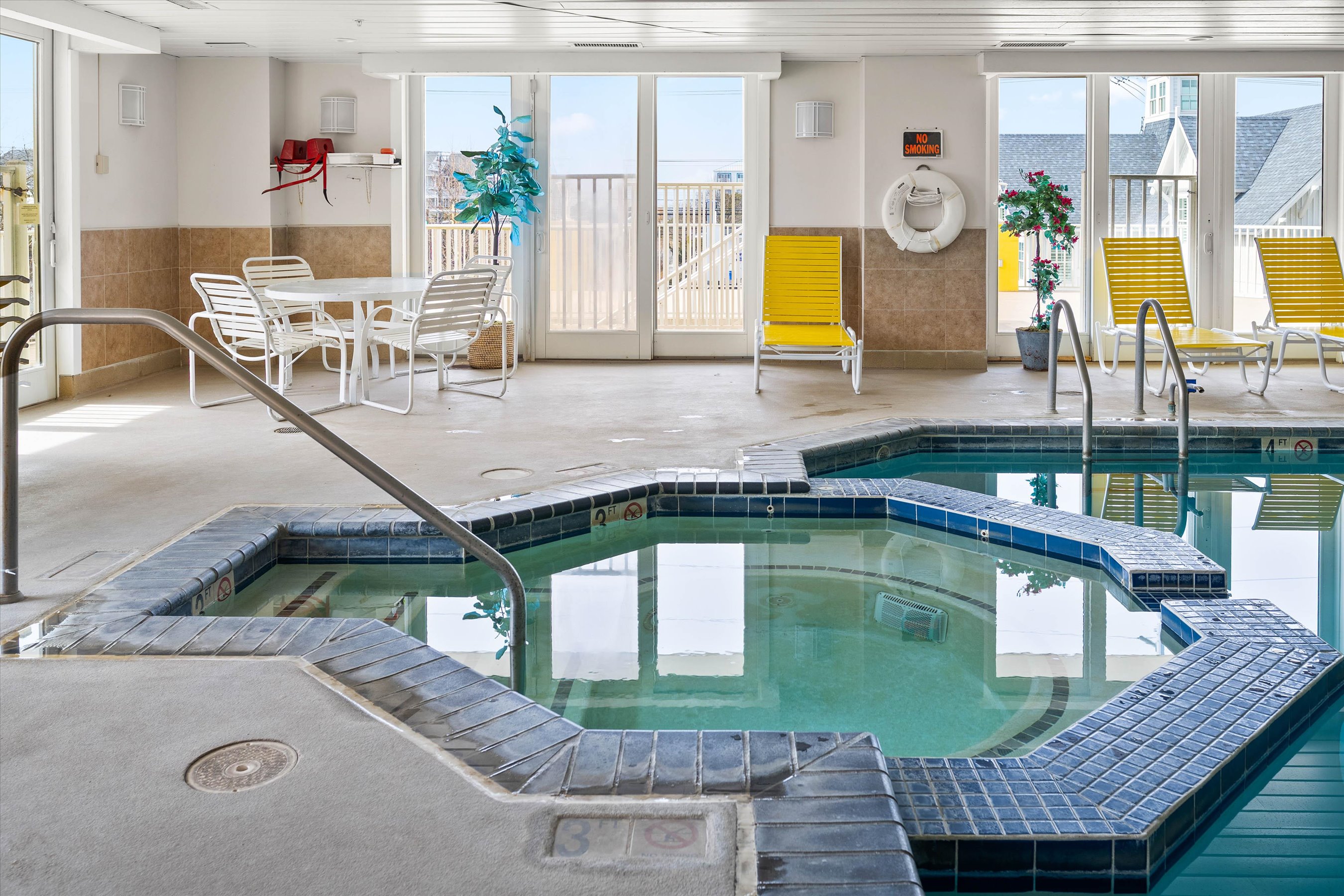  NONE AVAILABLE - 物件實景