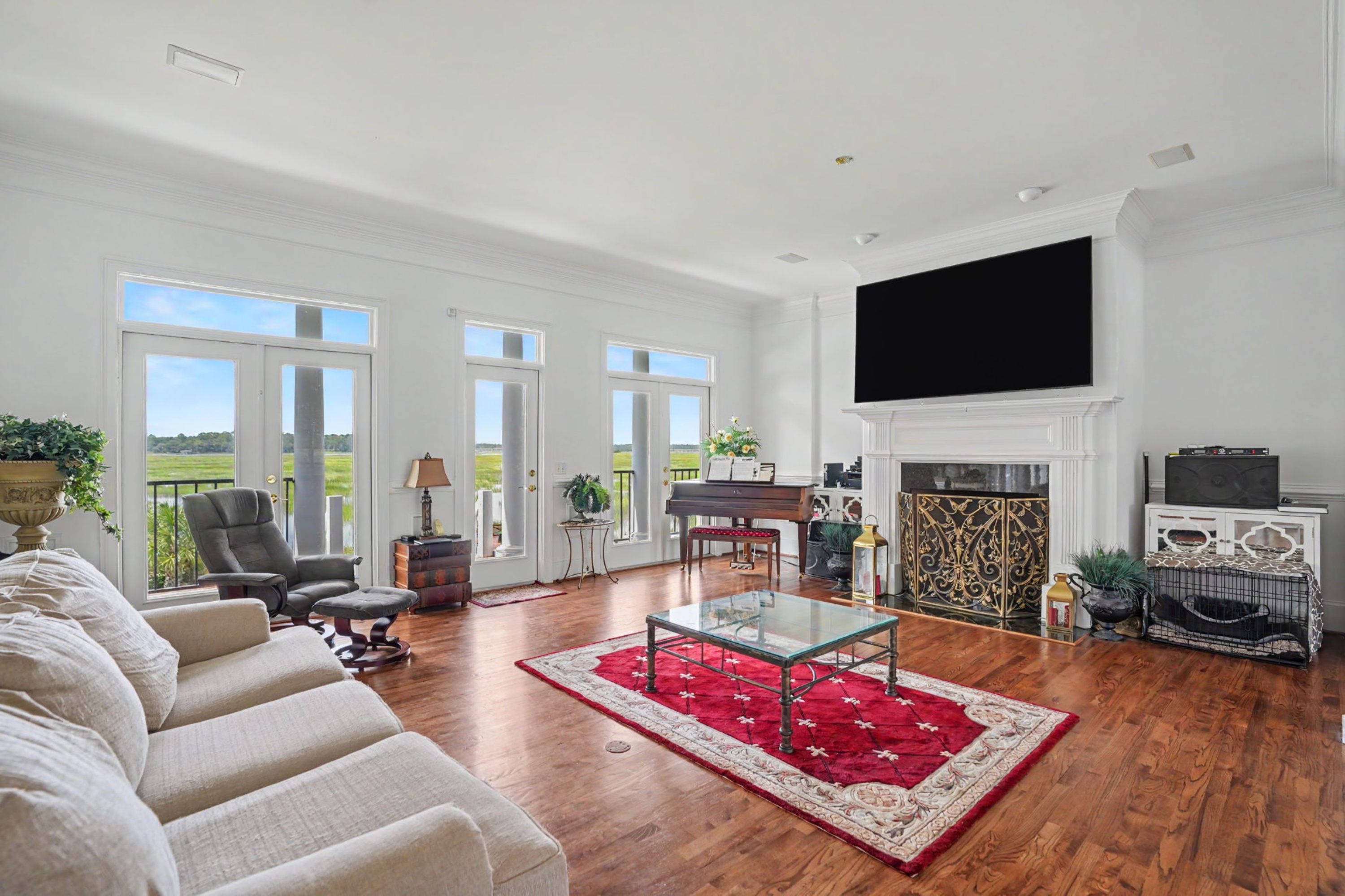  9657 Whitefield Avenue - 物件實景
