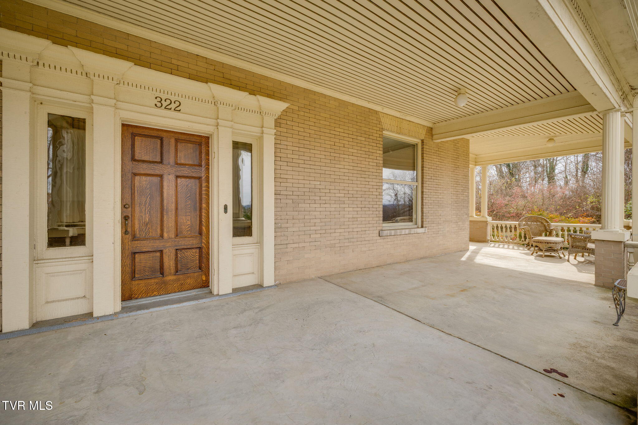 Bristol, Tennessee, 37620, United States, 4 Bedrooms Bedrooms, ,5 BathroomsBathrooms,Residential,For Sale,2005262