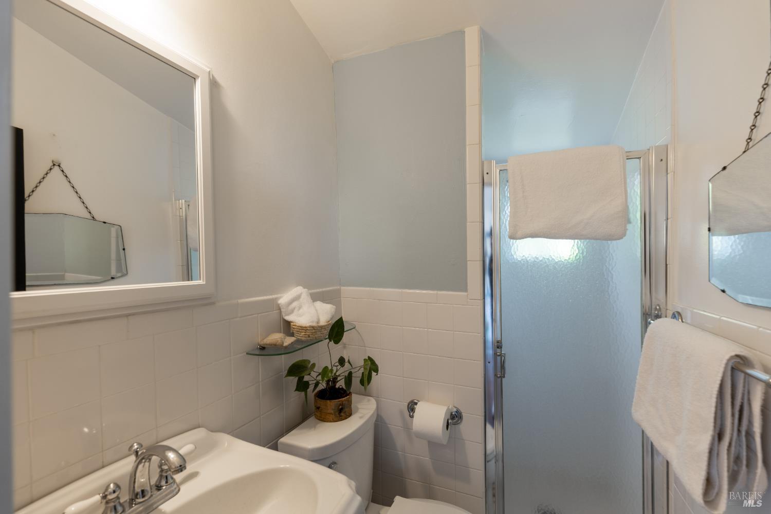 Stinson Beach, California, 94970, United States, 1 Bedroom Bedrooms, ,1 BathroomBathrooms,Residential,For Sale,1838443