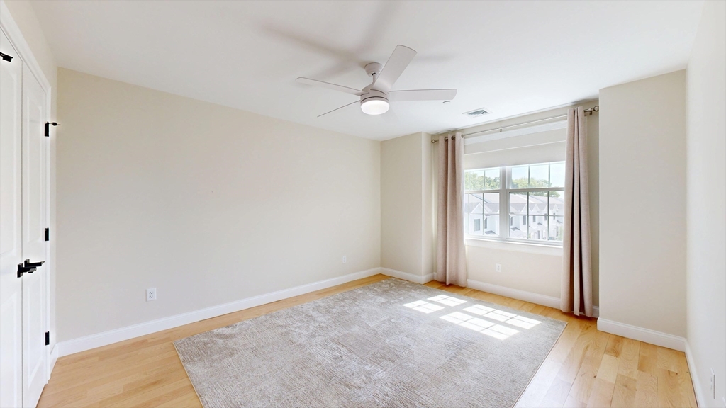 Peabody, Massachusetts, 01960, United States, 3 Bedrooms Bedrooms, ,4 BathroomsBathrooms,Residential,For Sale,2048851