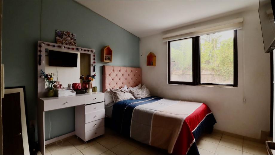 Morelia, Michoacán de Ocampo, 58350, Mexico, 2 Bedrooms Bedrooms, ,2 BathroomsBathrooms,Residential,For Sale,1950863