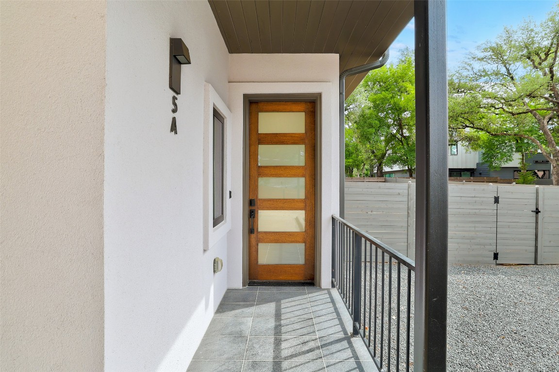 Austin, Texas, 78704, United States, 2 Bedrooms Bedrooms, ,3 BathroomsBathrooms,Residential,For Sale,1901226