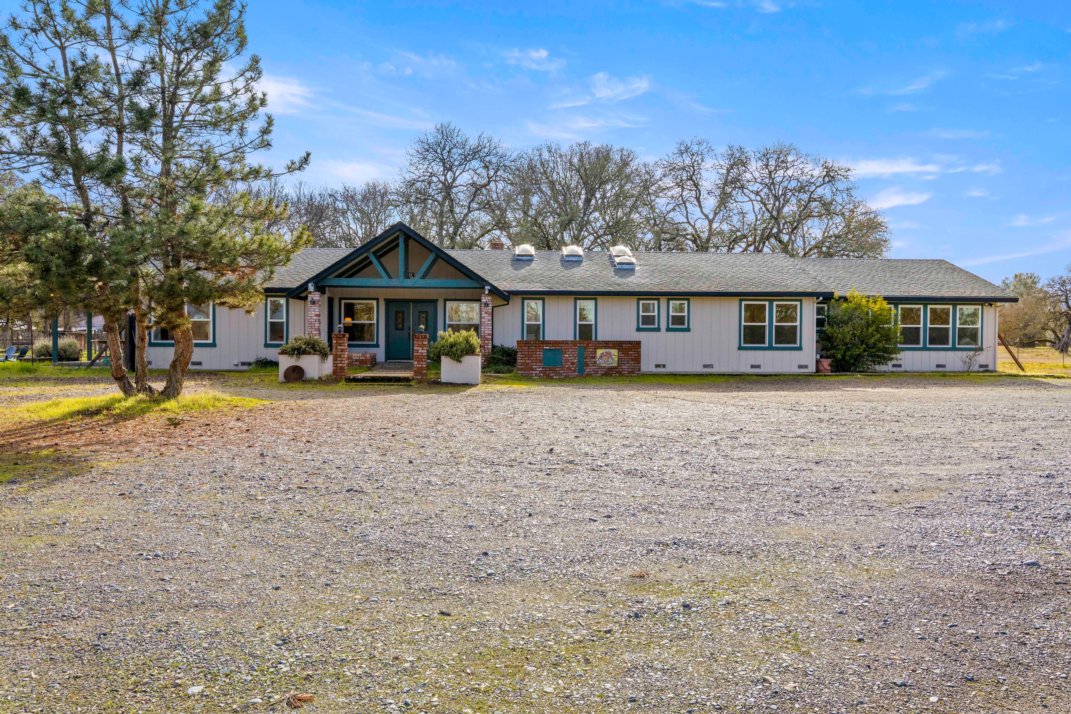  4962 Gaddy Lane - 物件實景