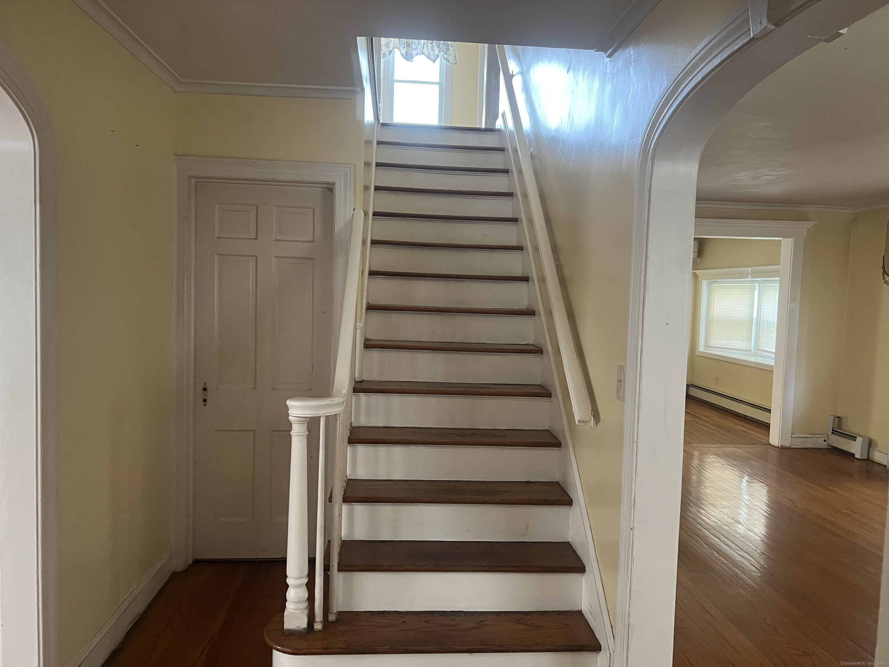 New Haven, Connecticut, 06511, United States, 5 Bedrooms Bedrooms, ,3 BathroomsBathrooms,Residential,For Sale,1826749