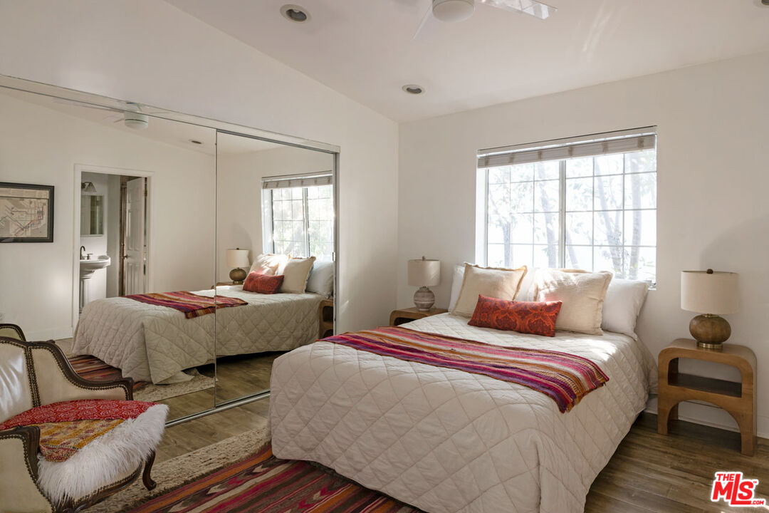 Los Angeles, California, 90039, United States, 3 Bedrooms Bedrooms, ,4 BathroomsBathrooms,Residential,For Sale,1924796