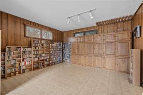 Poughkeepsie, New York, 12603, United States, 4 Bedrooms Bedrooms, ,3 BathroomsBathrooms,Residential,For Sale,1927911