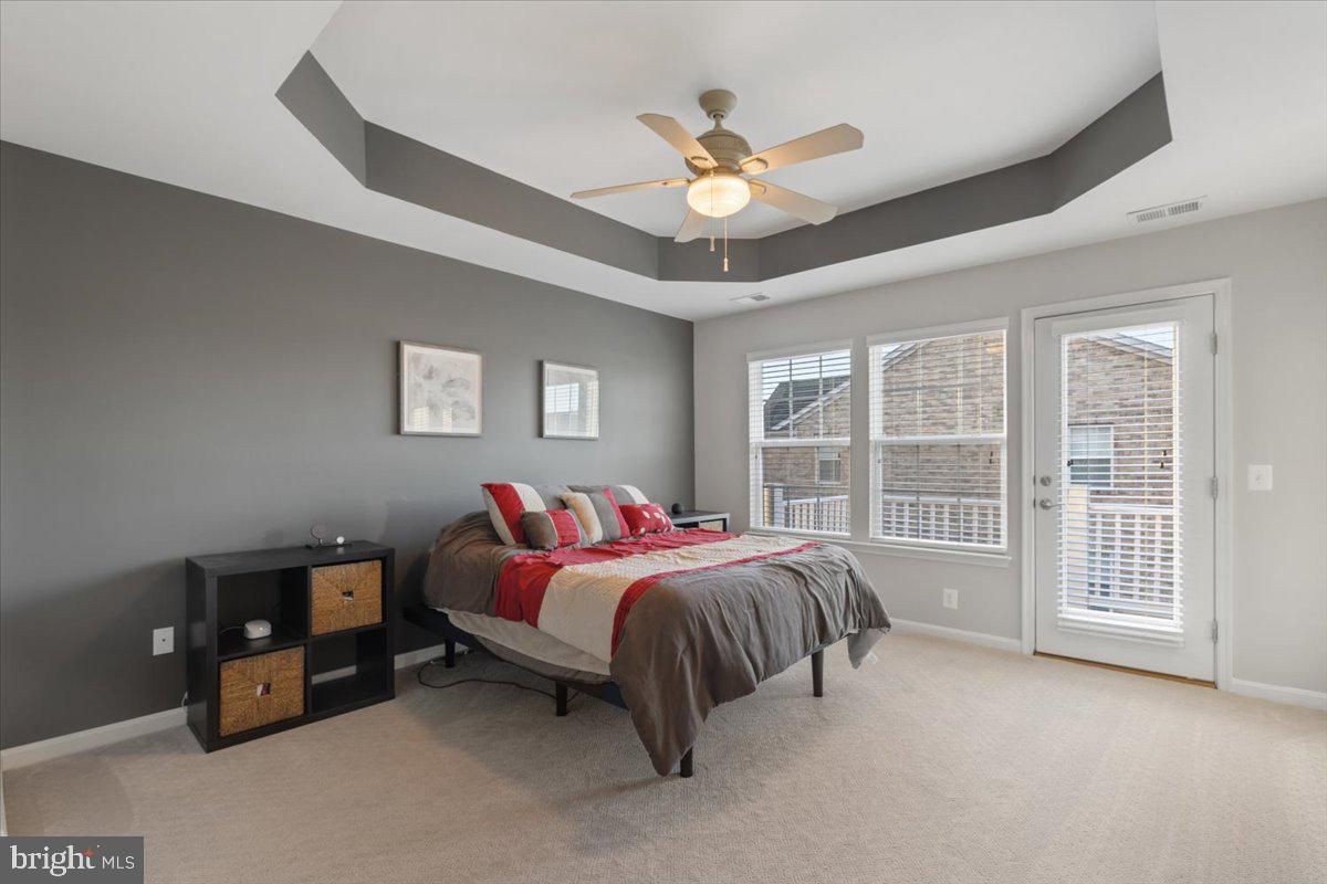 Leesburg, Virginia, 20176, United States, 3 Bedrooms Bedrooms, ,4 BathroomsBathrooms,Residential,For Sale,2003528