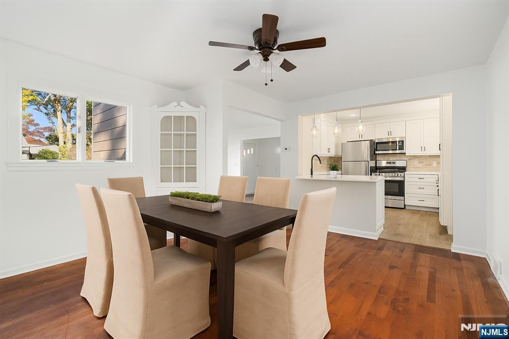 Midland Park, New Jersey, 07432, United States, 3 Bedrooms Bedrooms, ,2 BathroomsBathrooms,Residential,For Sale,1989526