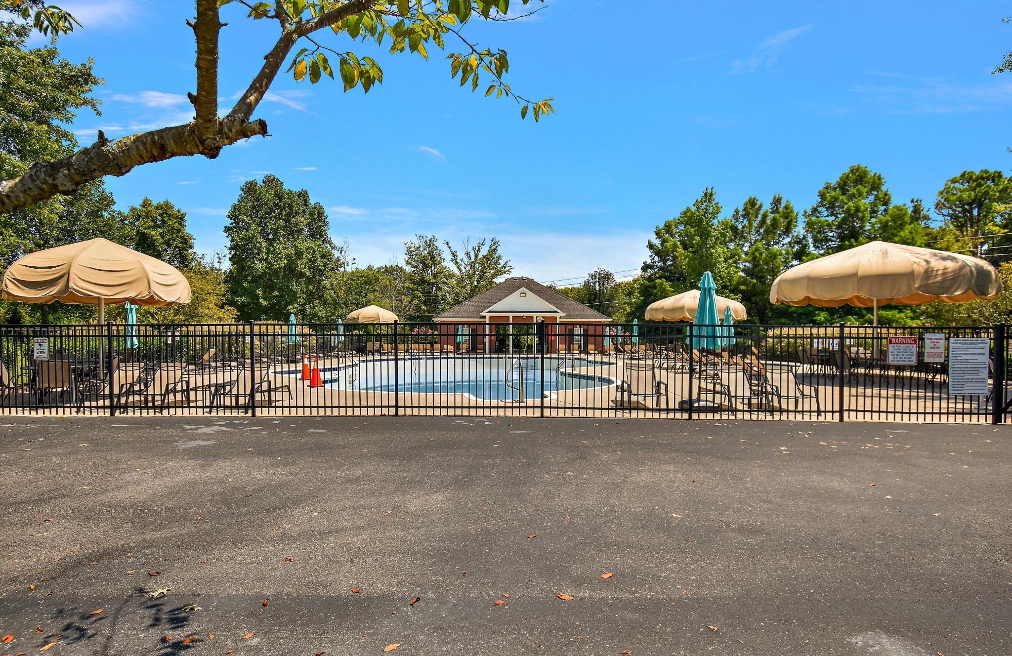 Murfreesboro, Tennessee, 37129, United States, 3 Bedrooms Bedrooms, ,3 BathroomsBathrooms,Residential,For Sale,1985378