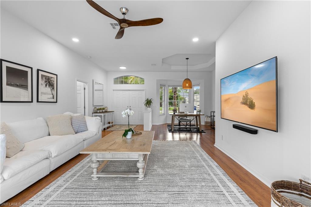 Fort Myers, Florida, 33967, United States, 3 Bedrooms Bedrooms, ,2 BathroomsBathrooms,Residential,For Sale,1940924