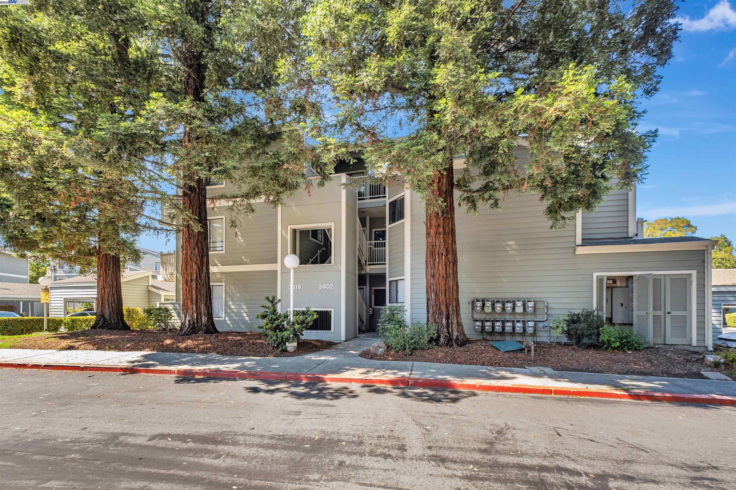 Fremont, California, 94536, United States, 2 Bedrooms Bedrooms, ,2 BathroomsBathrooms,Residential,For Sale,1911508