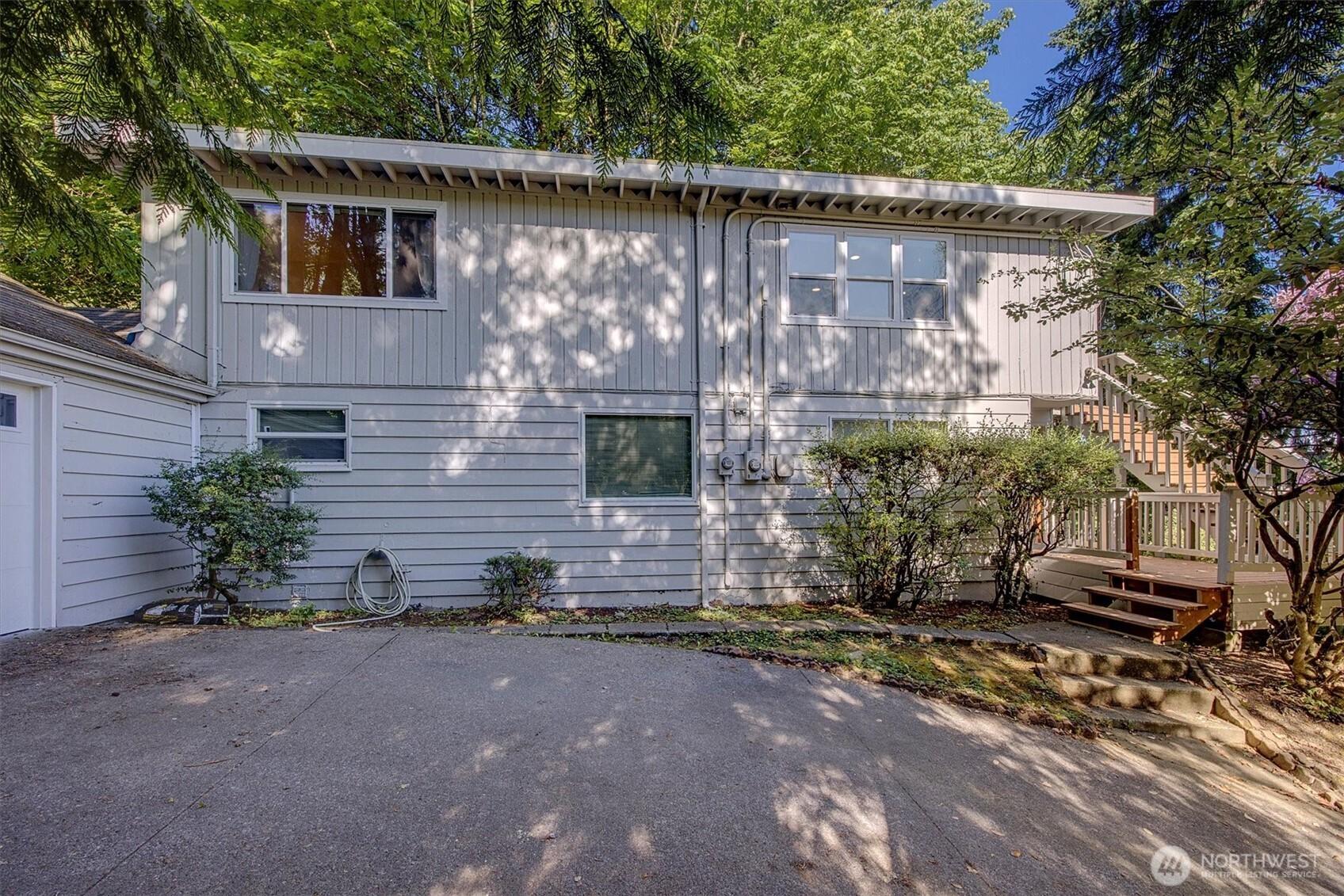 MOUNTLAKE TERRACE, Washington, 98043, United States, 4 Bedrooms Bedrooms, ,2 BathroomsBathrooms,Residential,For Sale,1890817