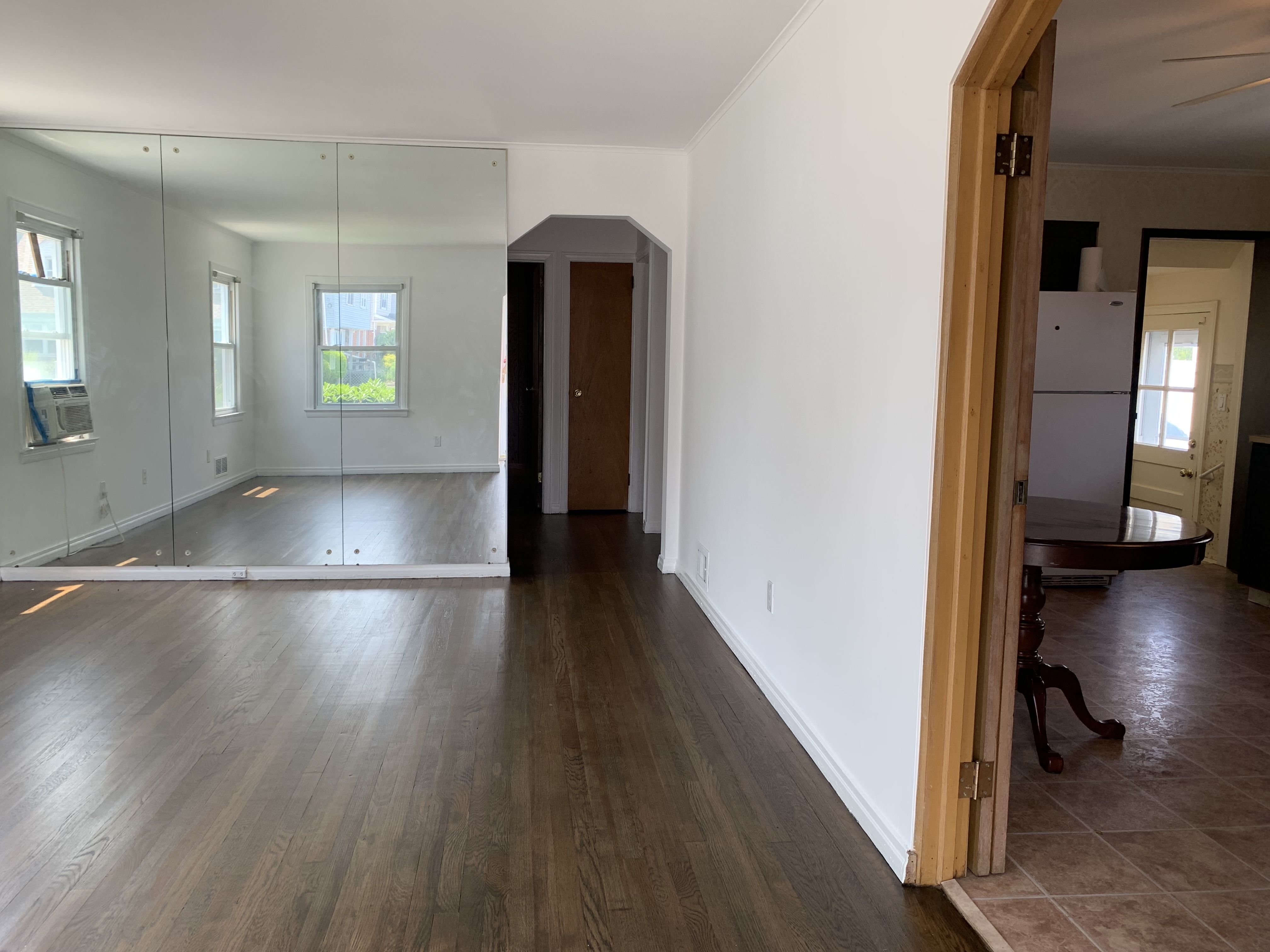 Franklin Square, New York, 11010, United States, 4 Bedrooms Bedrooms, ,2 BathroomsBathrooms,Residential,For Sale,1937158