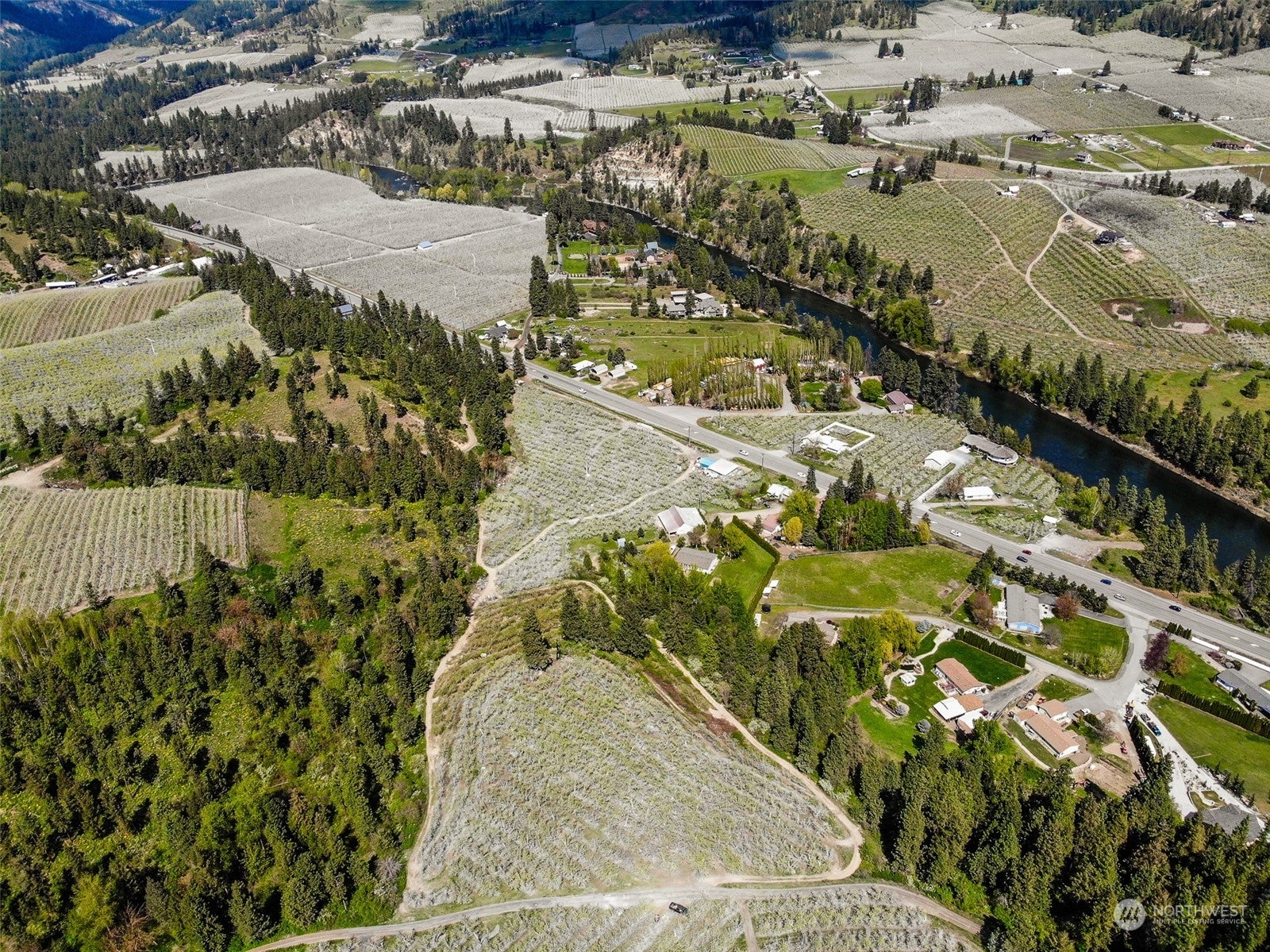 10801 Us Hwy 2, Peshastin, Washington, 98847, United States, ,Residential,For Sale,10801 Us Hwy 2,1480715