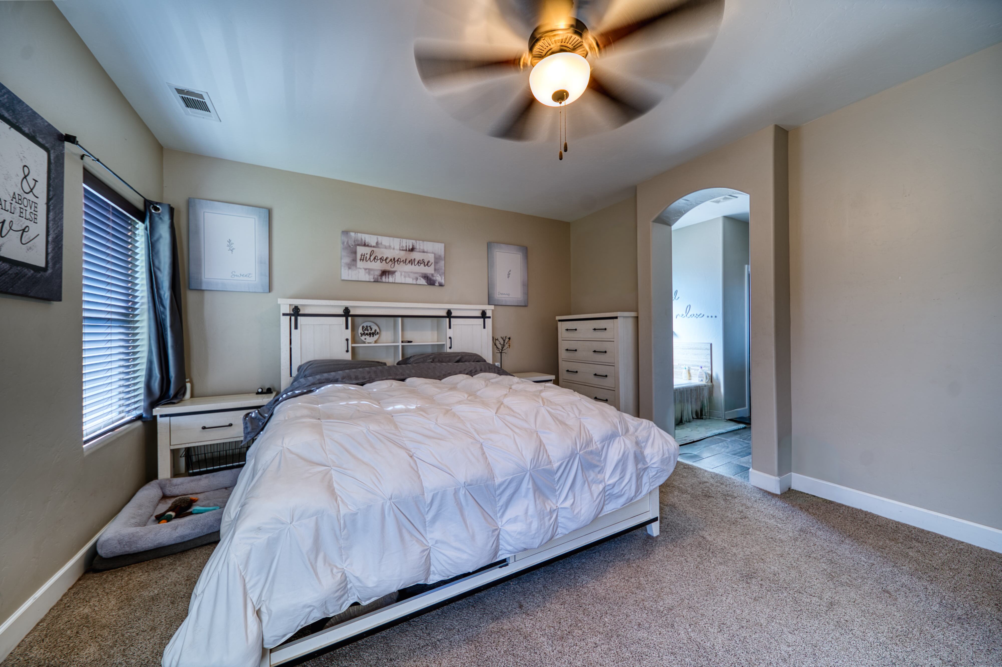 Carlsbad, New Mexico, 88220, United States, 4 Bedrooms Bedrooms, ,3 BathroomsBathrooms,Residential,For Sale,1975049