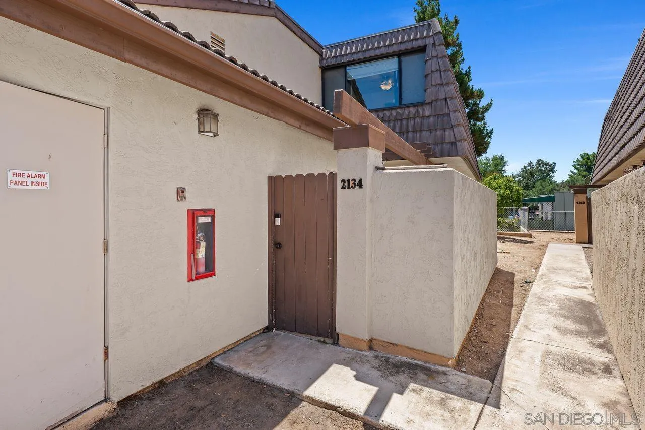 Alpine, California, 91901, United States, 2 Bedrooms Bedrooms, ,2 BathroomsBathrooms,Residential,For Sale,1902222