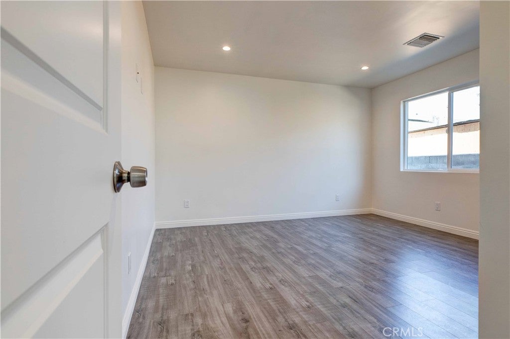 Sun Valley, California, 91352, United States, 4 Bedrooms Bedrooms, ,3 BathroomsBathrooms,Residential,For Sale,1938839