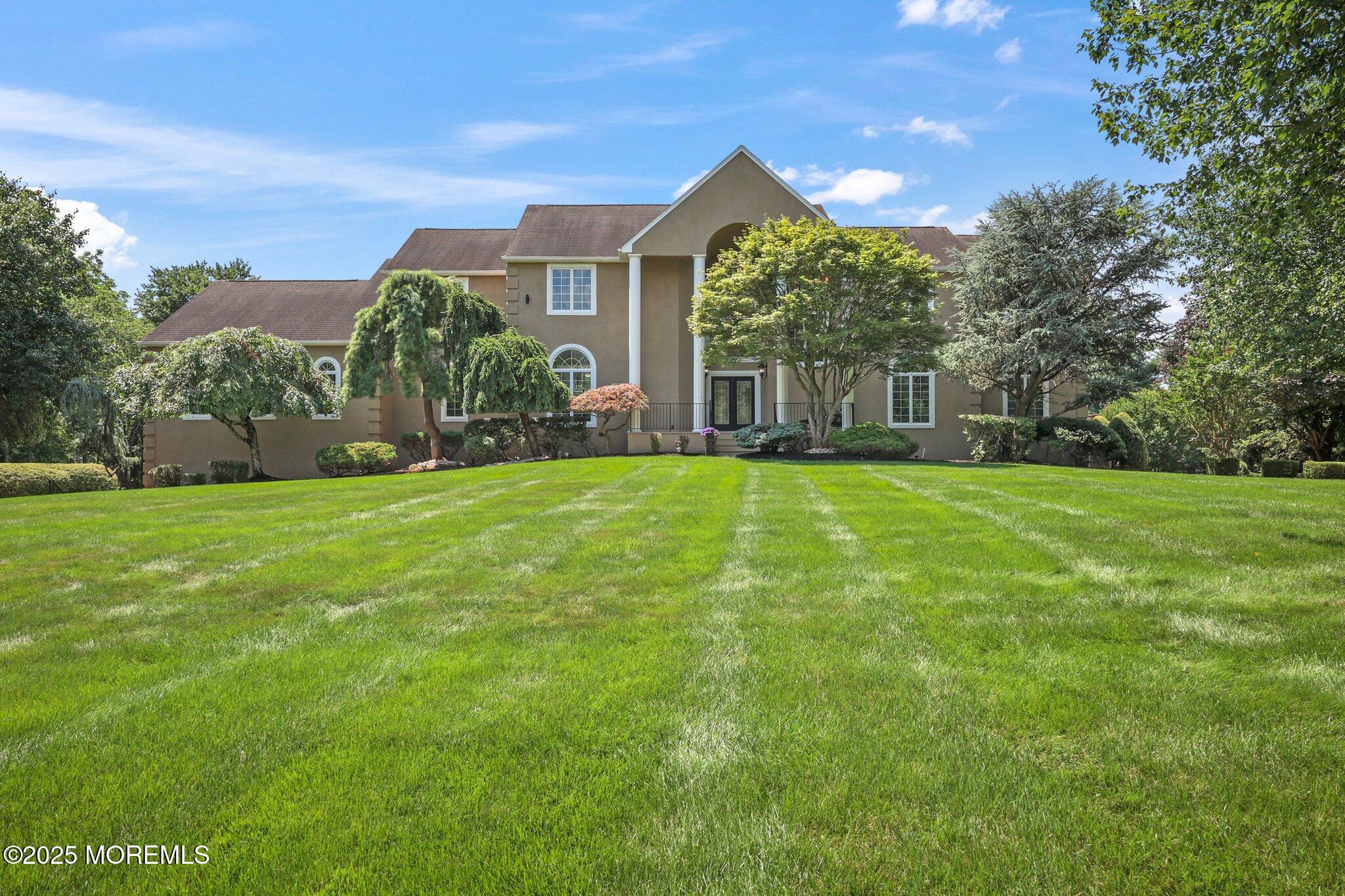 Manalapan, New Jersey, 07726, United States, 5 Bedrooms Bedrooms, ,7 BathroomsBathrooms,Residential,For Sale,1979083
