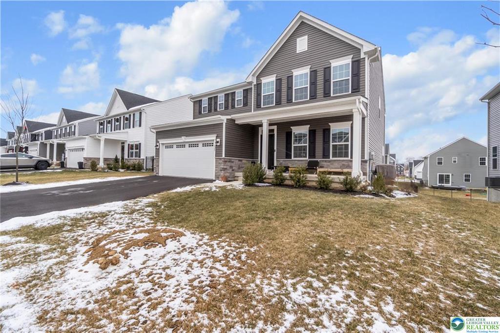 Catasauqua, Pennsylvania, 18032, United States, 5 Bedrooms Bedrooms, ,5 BathroomsBathrooms,Residential,For Sale,2008861