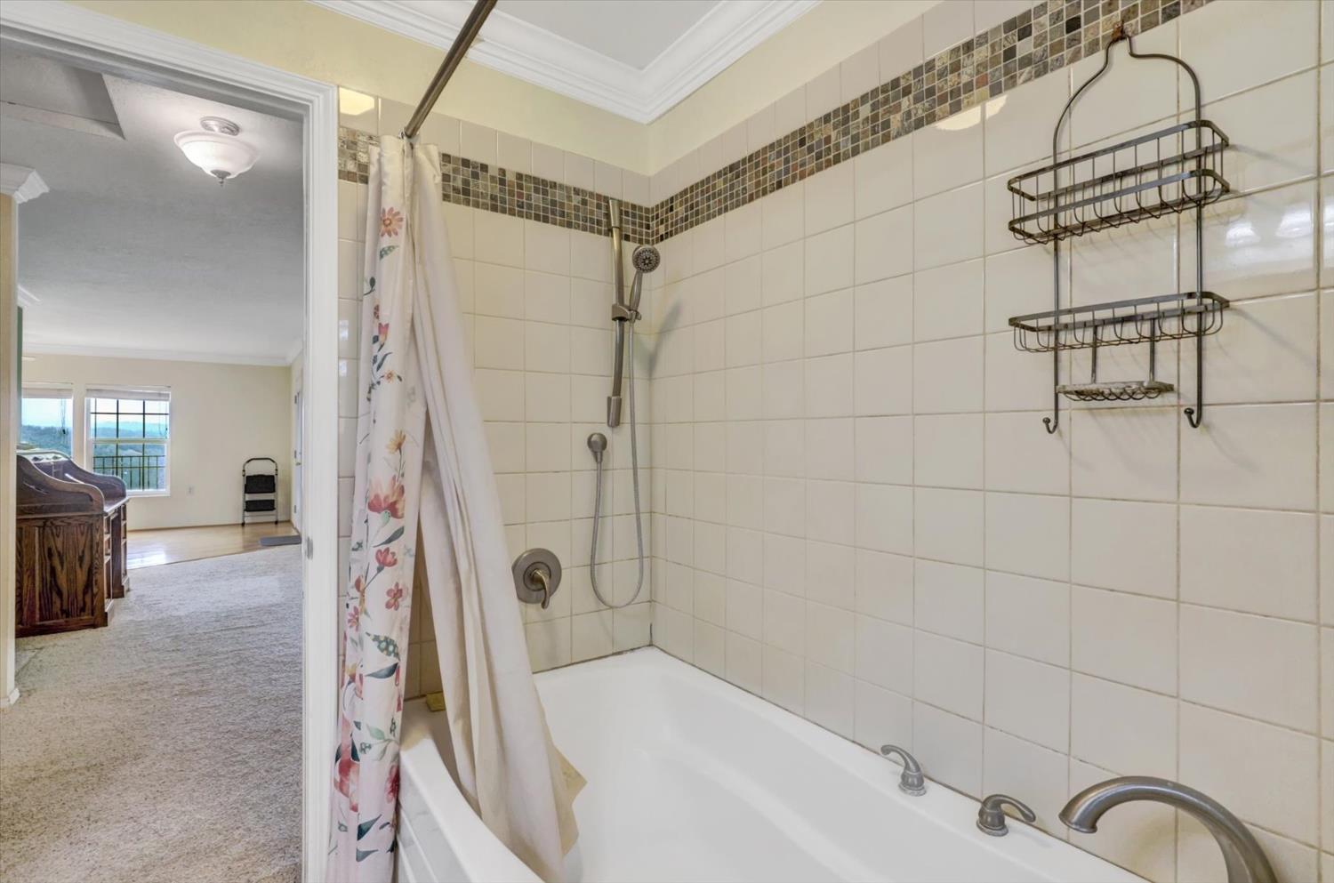 Grass Valley, California, 95949, United States, 2 Bedrooms Bedrooms, ,1 BathroomBathrooms,Residential,For Sale,1993836