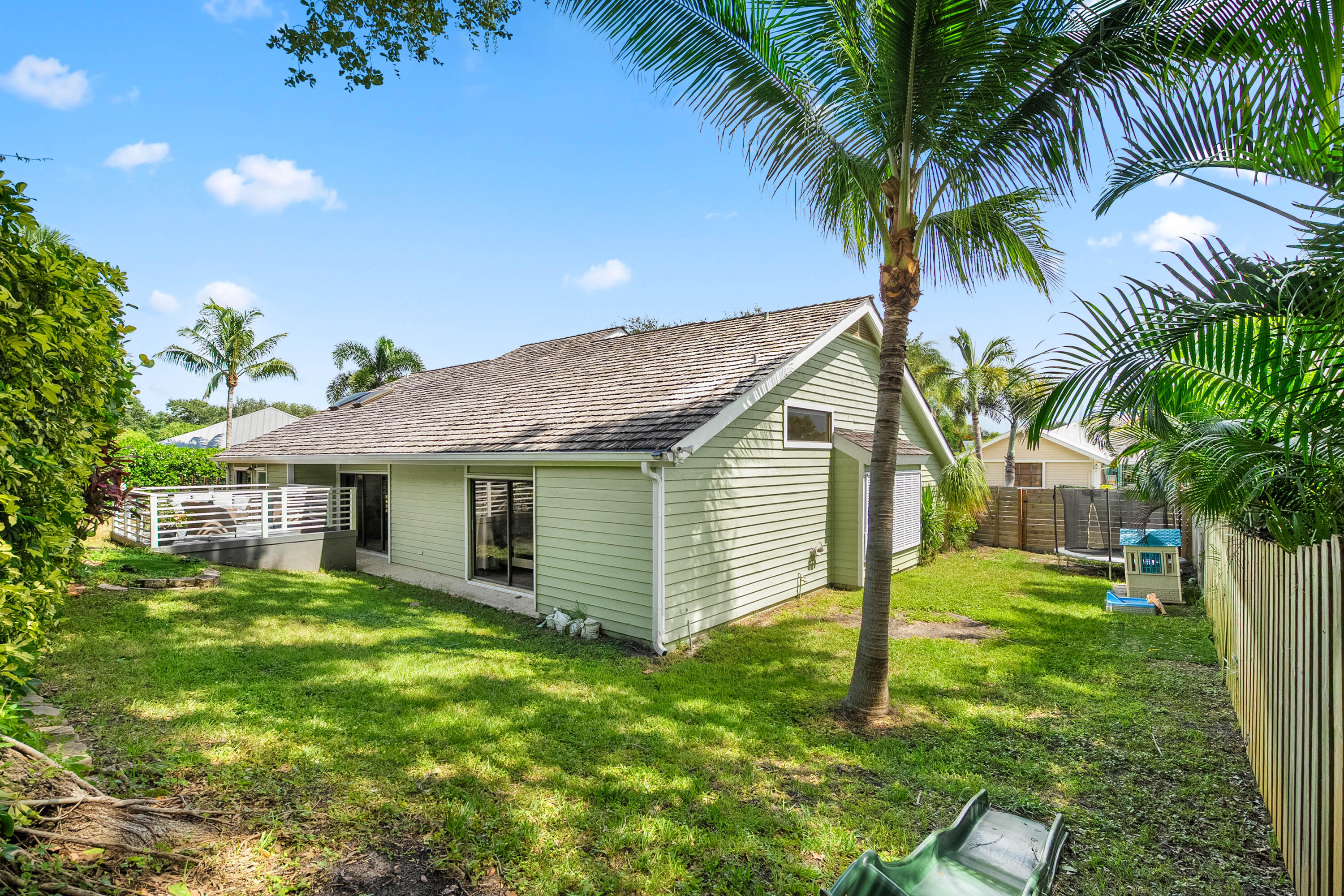 Hobe Sound, Florida, 33455, United States, 4 Bedrooms Bedrooms, ,2 BathroomsBathrooms,Residential,For Sale,1949192
