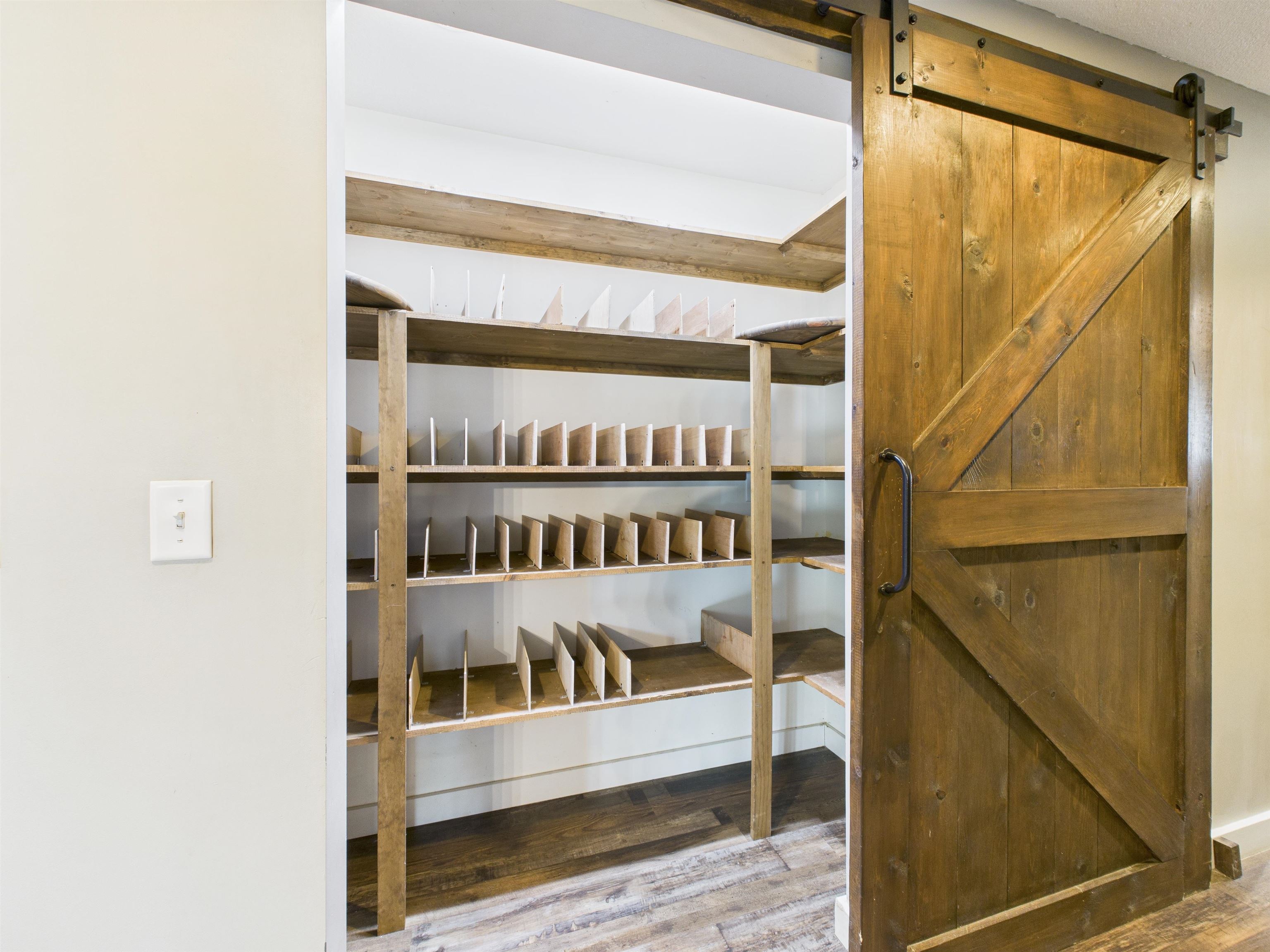 Markle, Indiana, 46770, United States, 3 Bedrooms Bedrooms, ,3 BathroomsBathrooms,Residential,For Sale,1926546