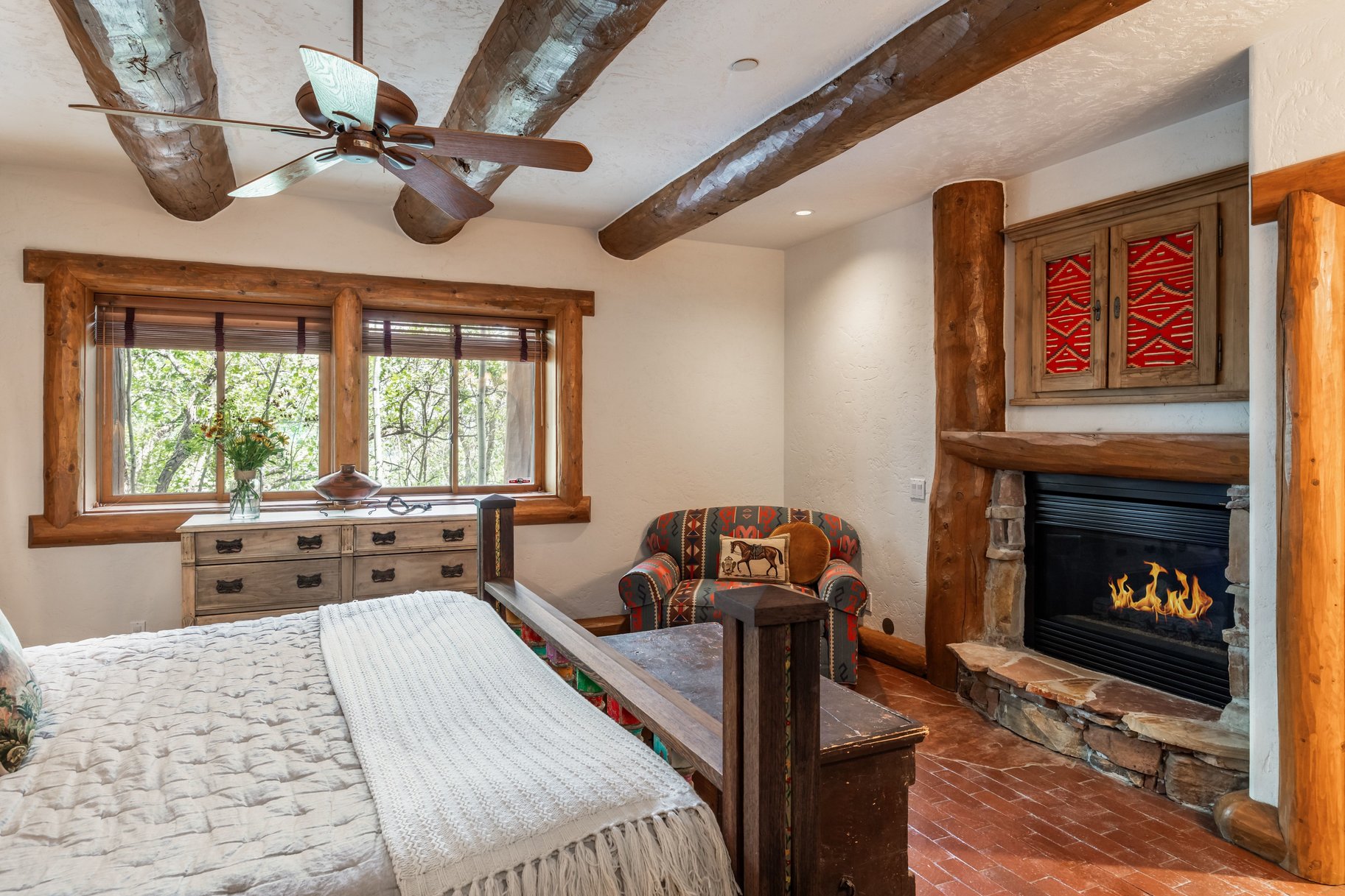  33 ACRE SOULFUL PARK CITY ESTATE WITH GRAND HOME AND GUEST HOUSE - 物件實景