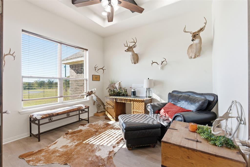 Grandview, Texas, 76050, United States, 4 Bedrooms Bedrooms, ,3 BathroomsBathrooms,Residential,For Sale,1991534