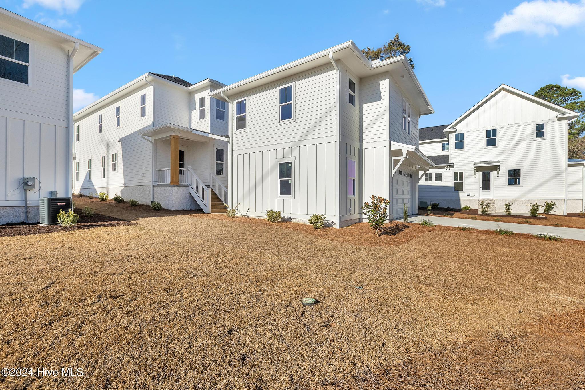 104 Pecan Avenue, Wilmington, North Carolina, 28403, United States, 5 Bedrooms Bedrooms, ,5 BathroomsBathrooms,Residential,For Sale,104 Pecan Avenue,1554082