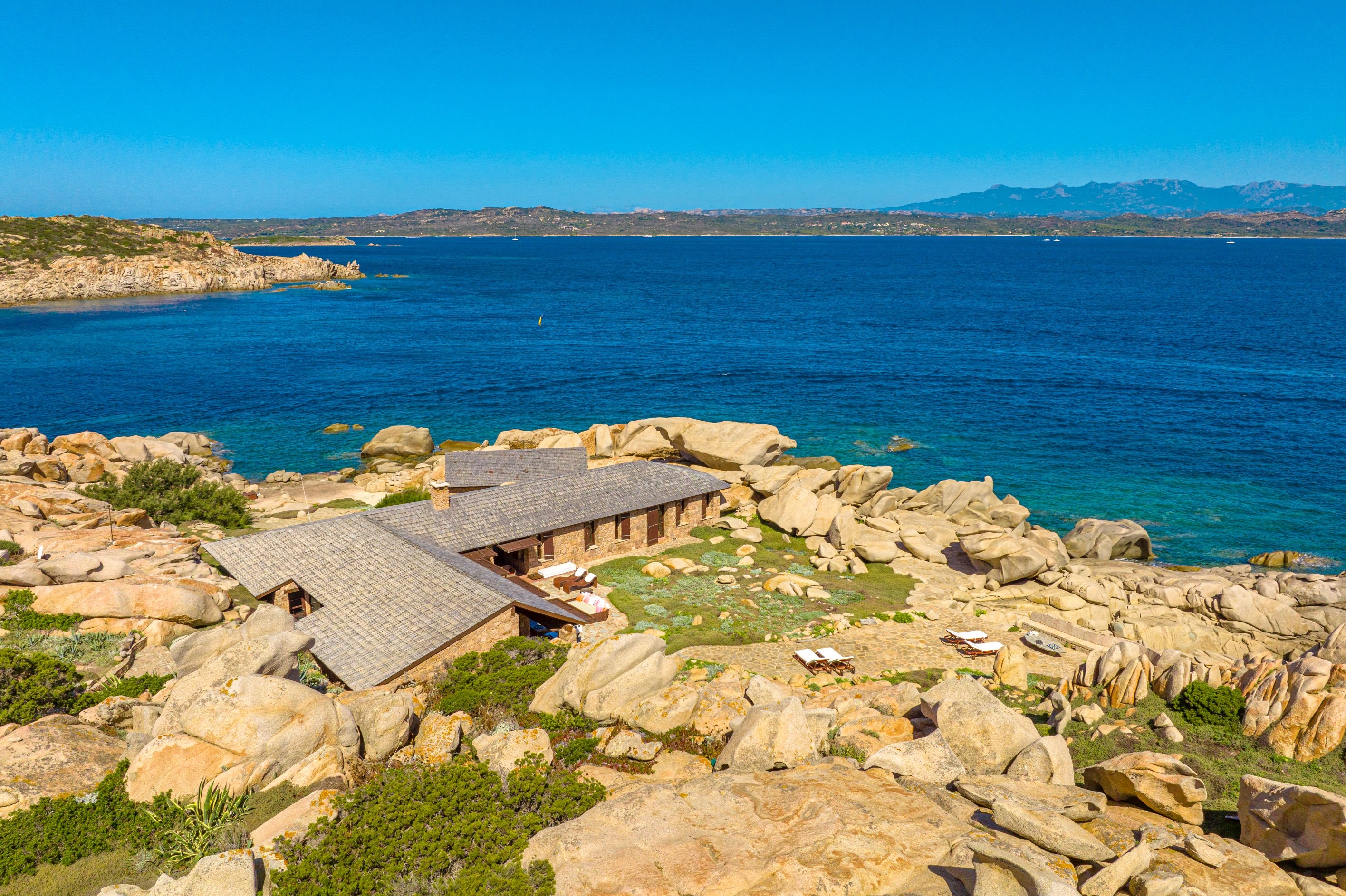  SALE : MAGNIFICENT WATERFRONT PROPERTY - BONIFACIO - CAVALLO - 物件實景