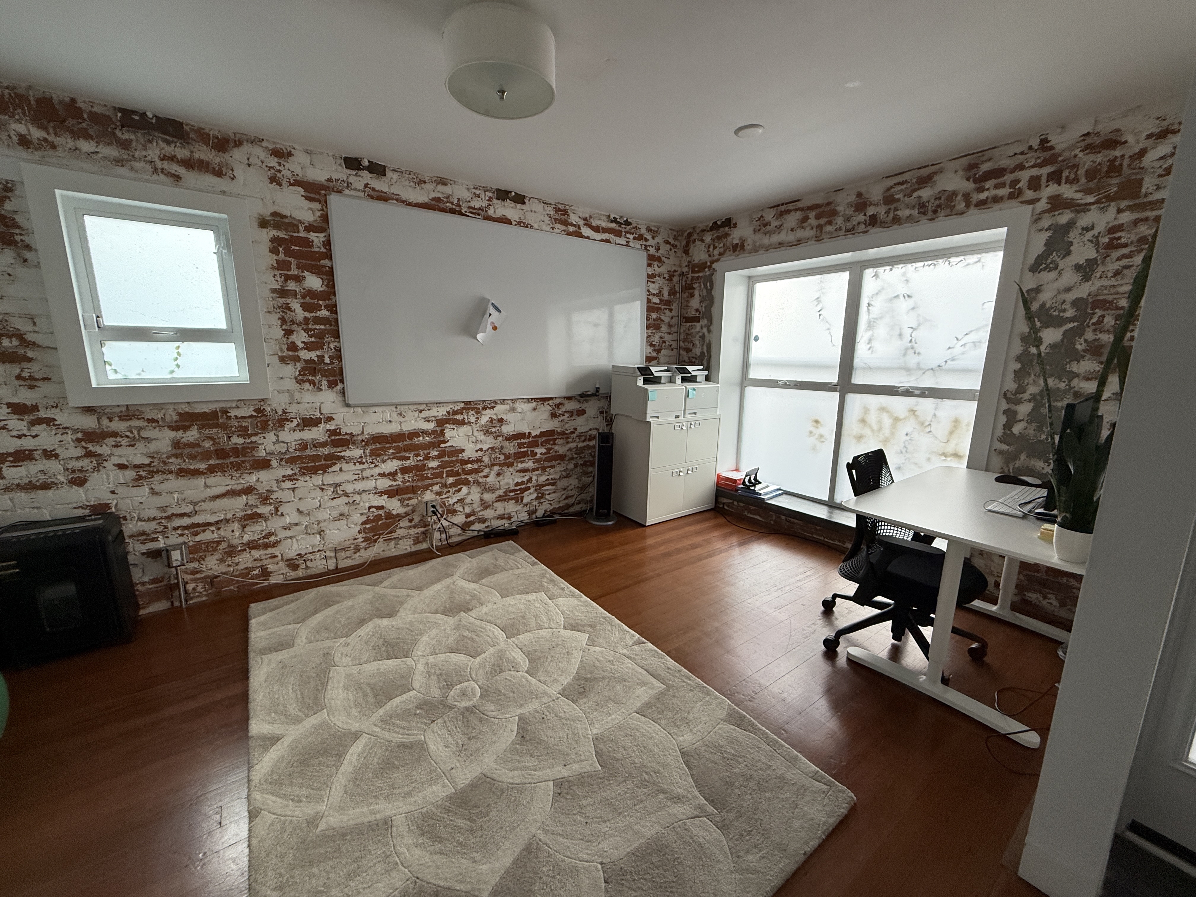 Venice, California, 90291, United States, 2 Bedrooms Bedrooms, ,2 BathroomsBathrooms,Residential,For Sale,1989635