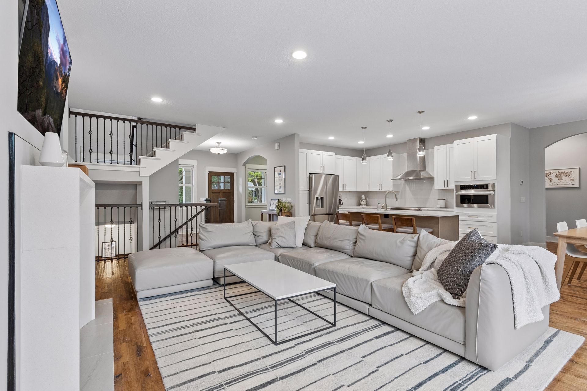  Modern Comfort Surrounded by Minnetonka Woodlands - 物件實景