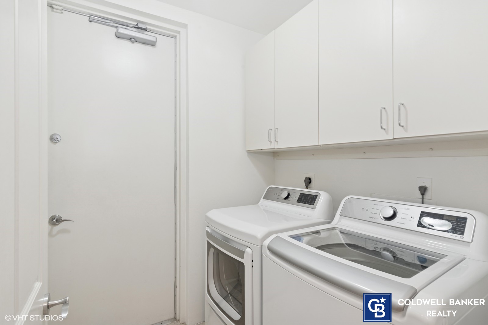 Coral Gables, Florida, 33158, United States, 3 Bedrooms Bedrooms, ,4 BathroomsBathrooms,Residential,For Sale,1795560