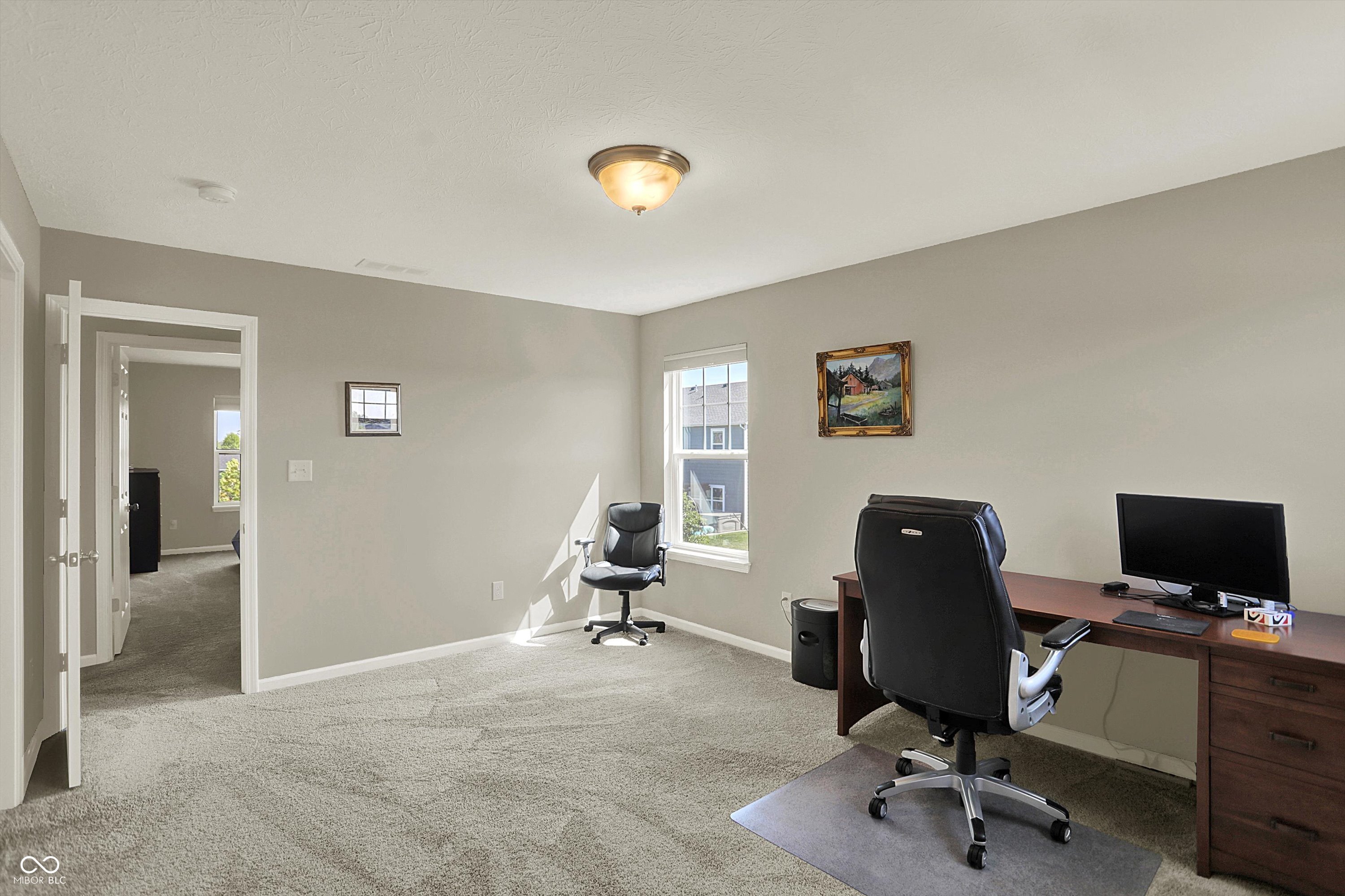 Noblesville, Indiana, 46060, United States, 5 Bedrooms Bedrooms, ,3 BathroomsBathrooms,Residential,For Sale,1974054