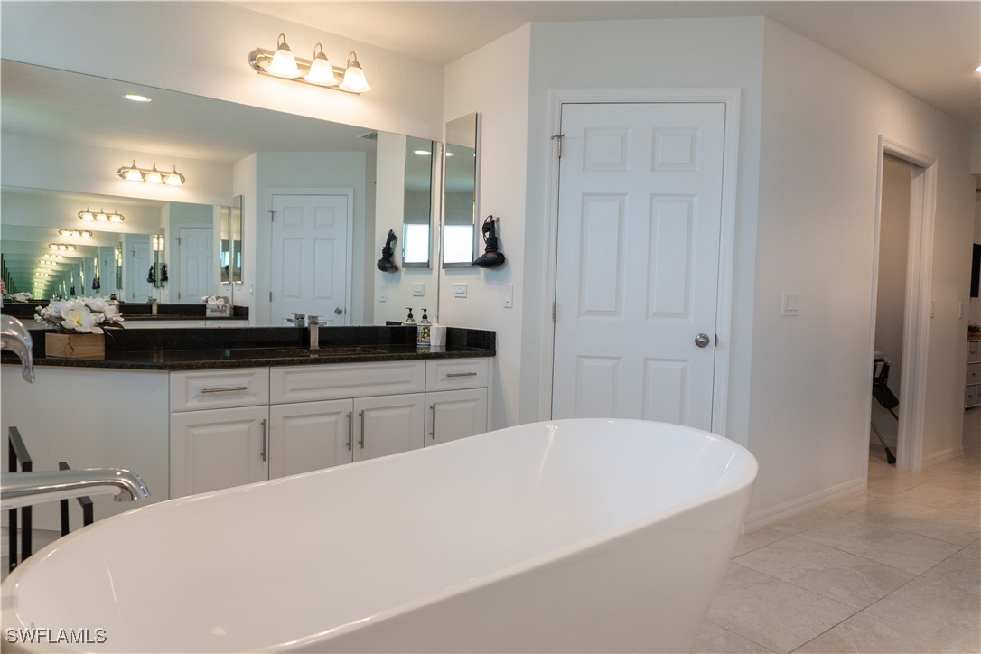 Cape Coral, Florida, 33914, United States, 3 Bedrooms Bedrooms, ,2 BathroomsBathrooms,Residential,For Sale,1928740